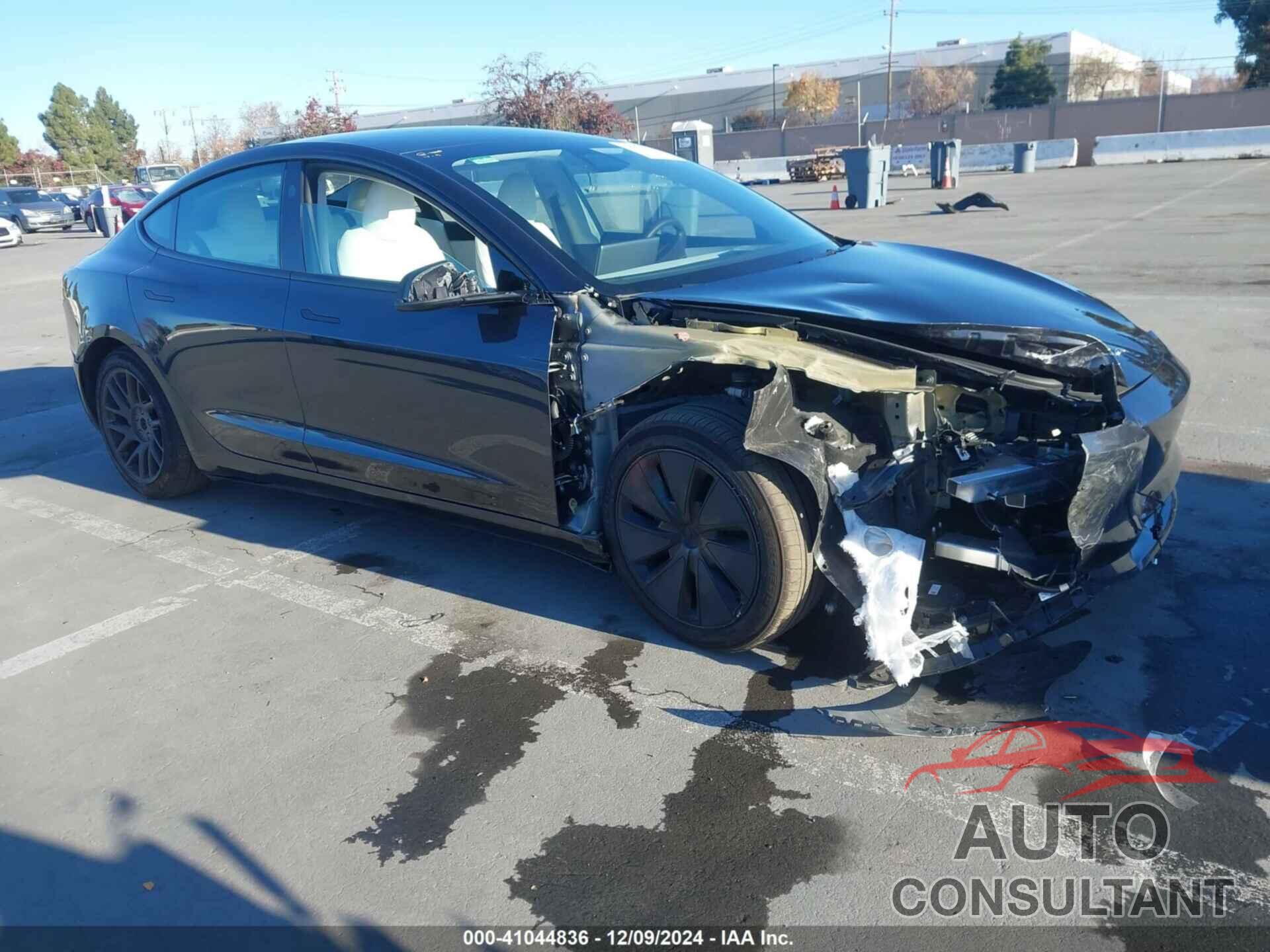 TESLA MODEL 3 2024 - 5YJ3E1EB3RF760453