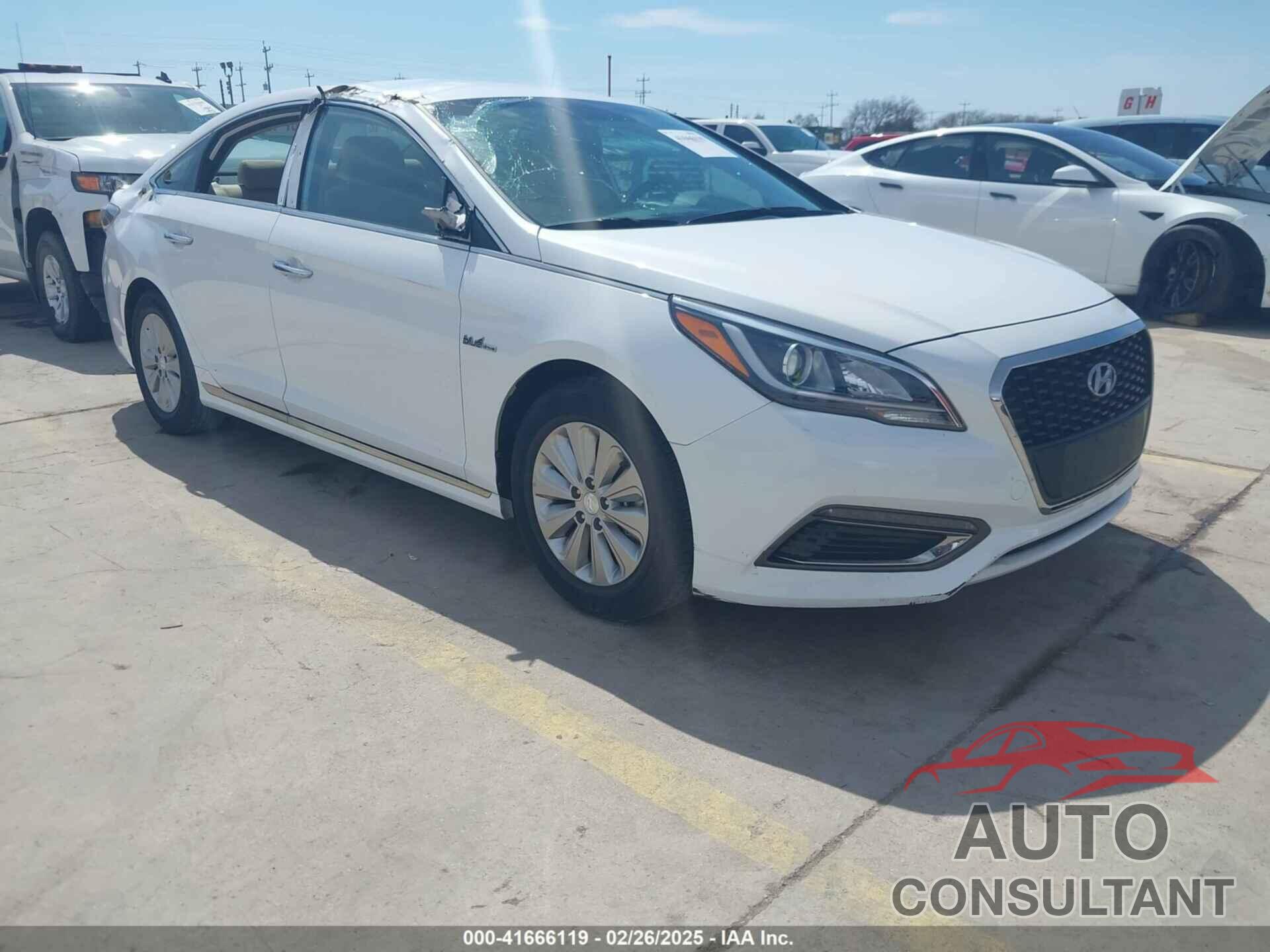 HYUNDAI SONATA HYBRID 2017 - KMHE24L35HA075551