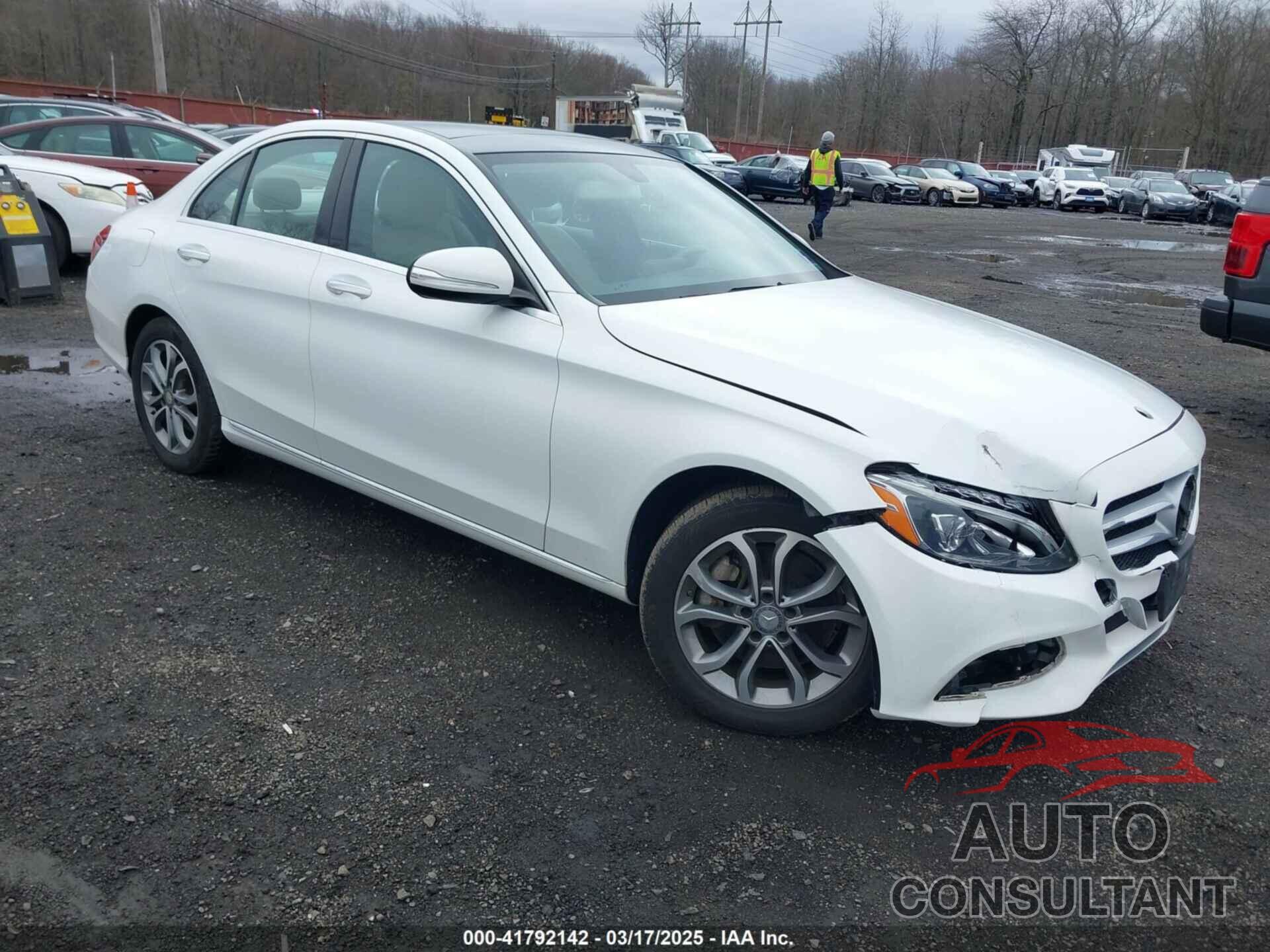 MERCEDES-BENZ C 300 2015 - 55SWF4KBXFU052095