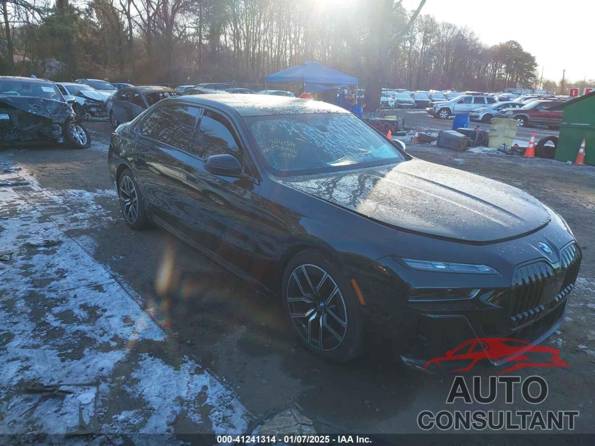 BMW 760 2023 - WBA33EJ06PCM26281