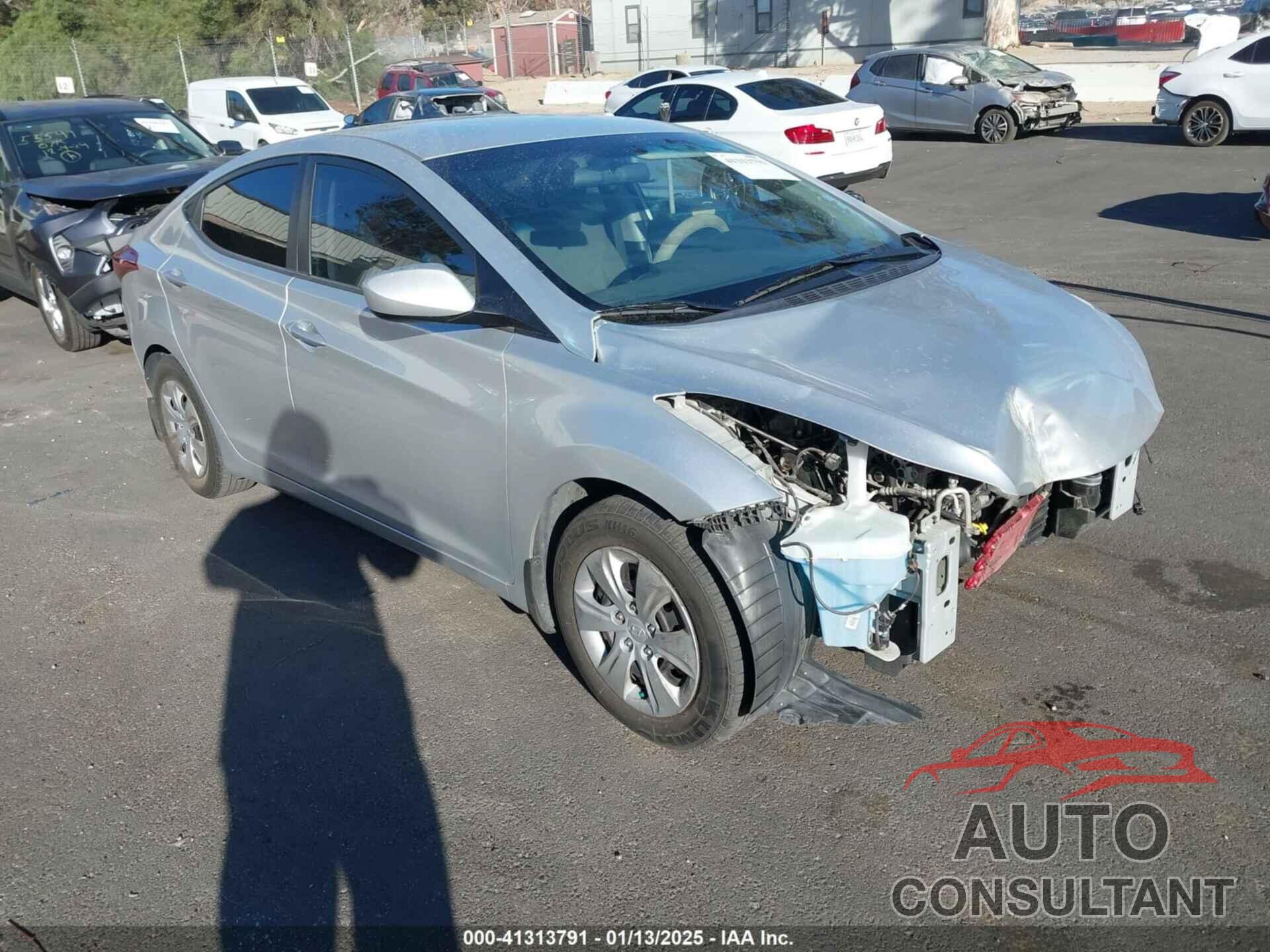 HYUNDAI ELANTRA 2016 - 5NPDH4AE3GH759802
