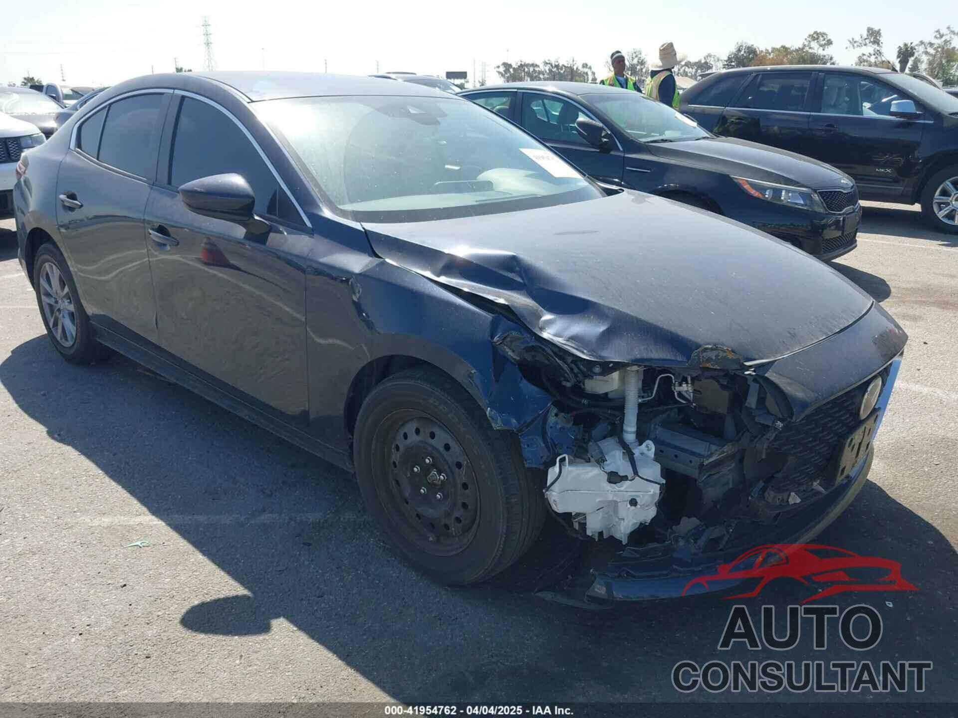 MAZDA MAZDA3 2021 - JM1BPAALXM1304195