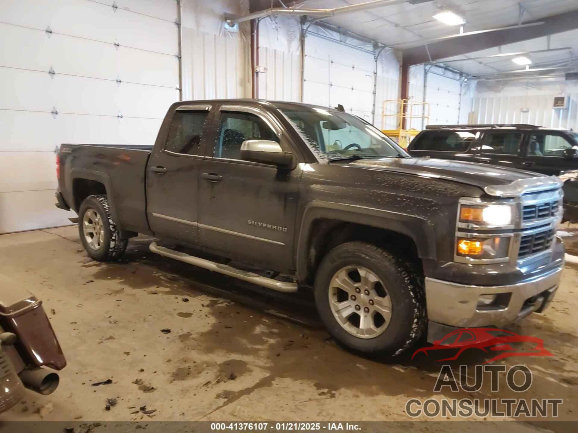 CHEVROLET SILVERADO 1500 2014 - 1GCVKREC7EZ399175
