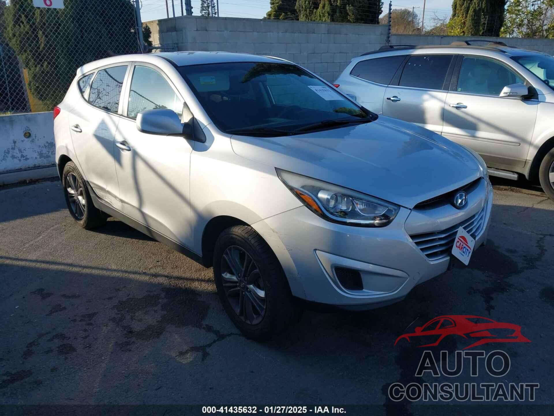 HYUNDAI TUCSON 2015 - KM8JT3AF4FU011175