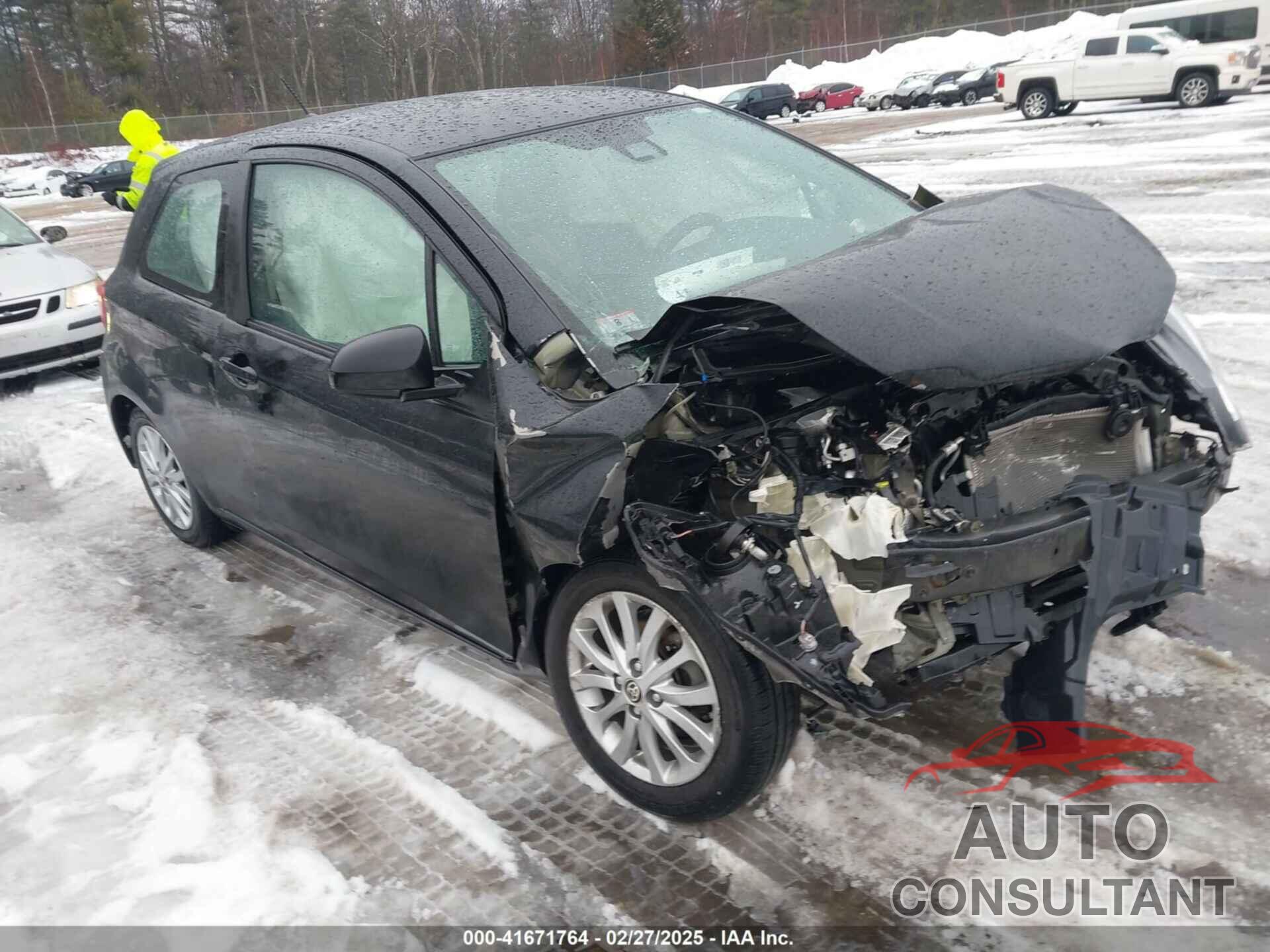 TOYOTA YARIS 2018 - VNKJTUD39JA095958