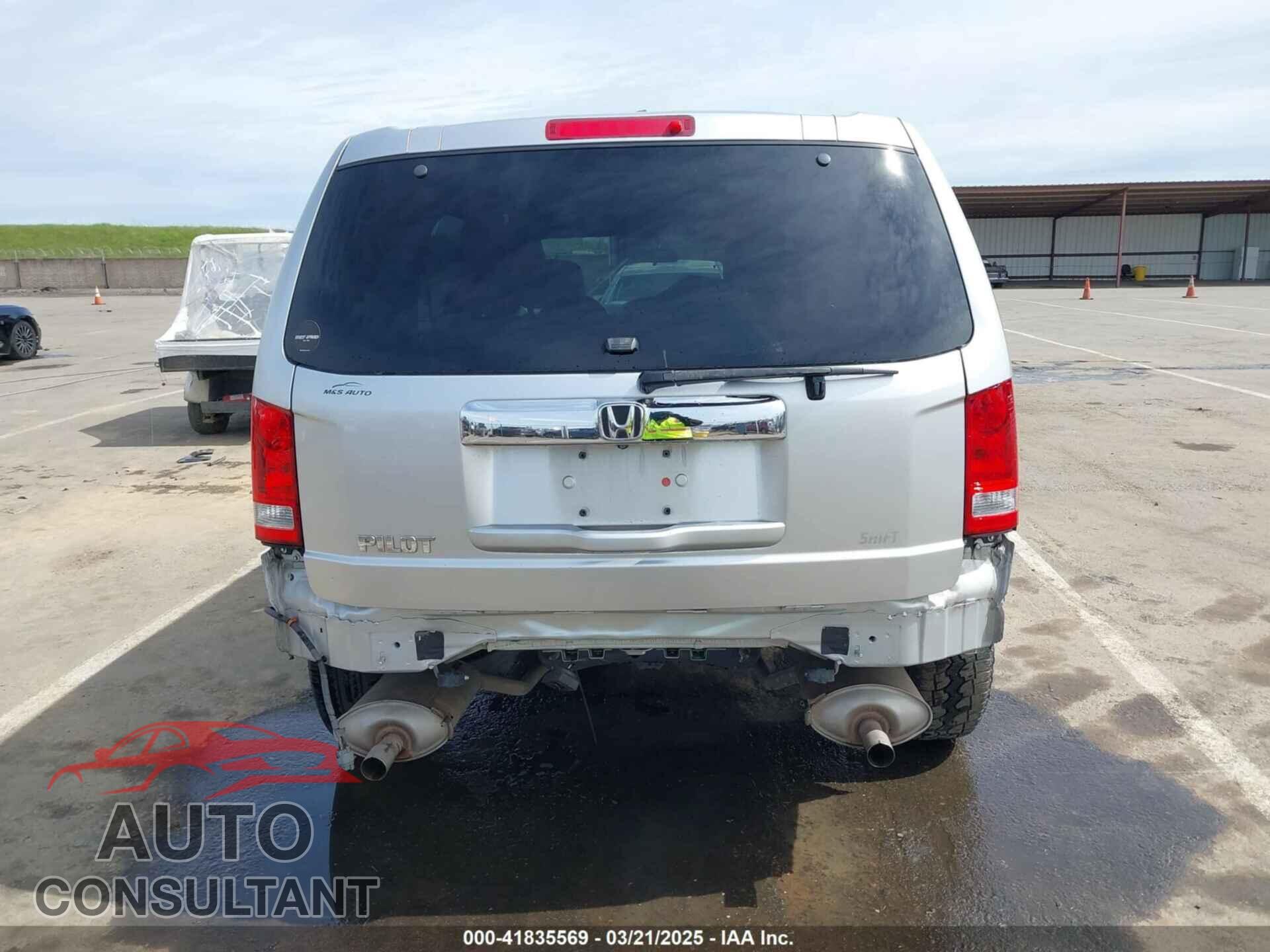 HONDA PILOT 2013 - 5FNYF3H28DB044120