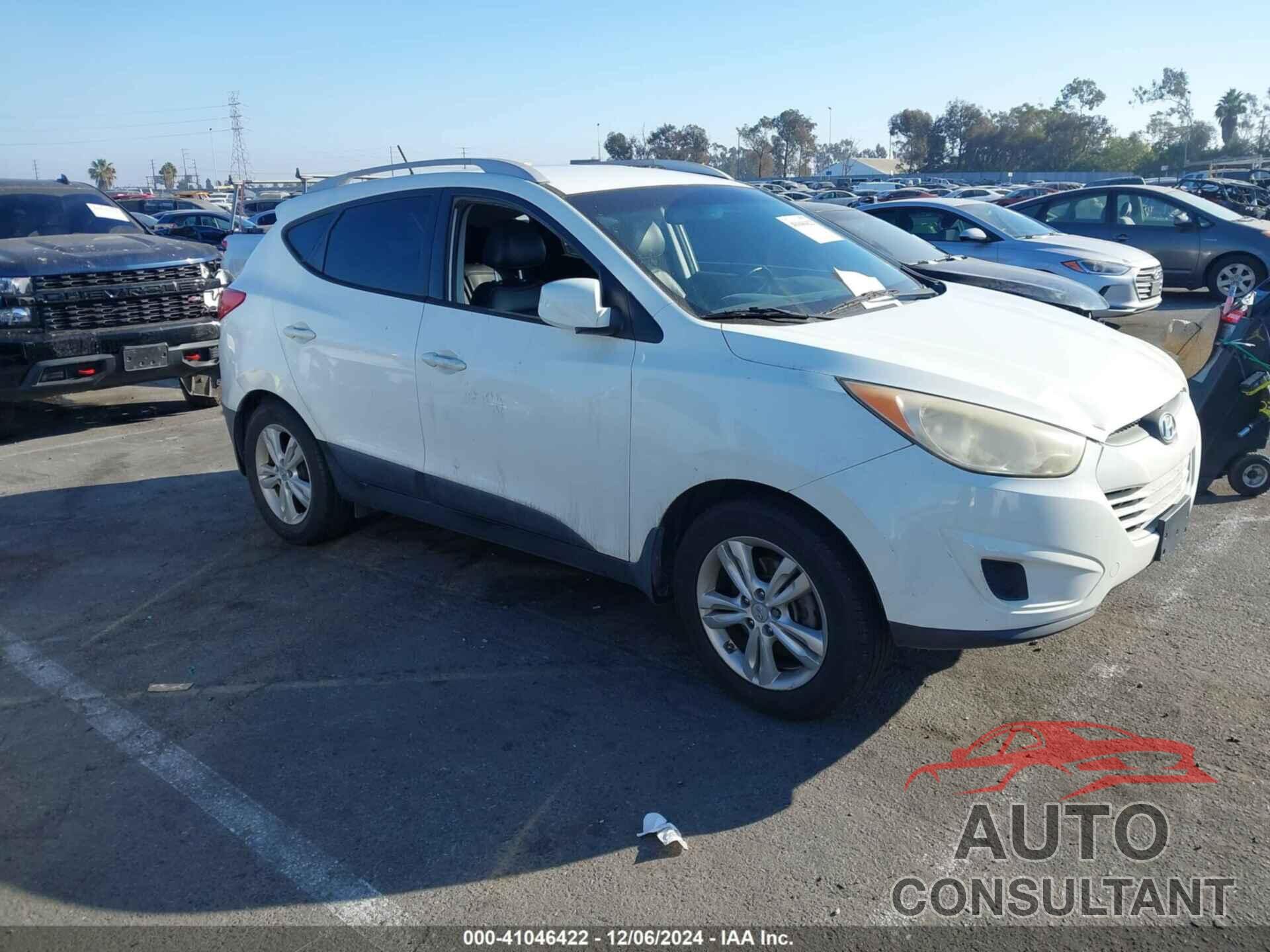 HYUNDAI TUCSON 2011 - KM8JUCAC5BU211320