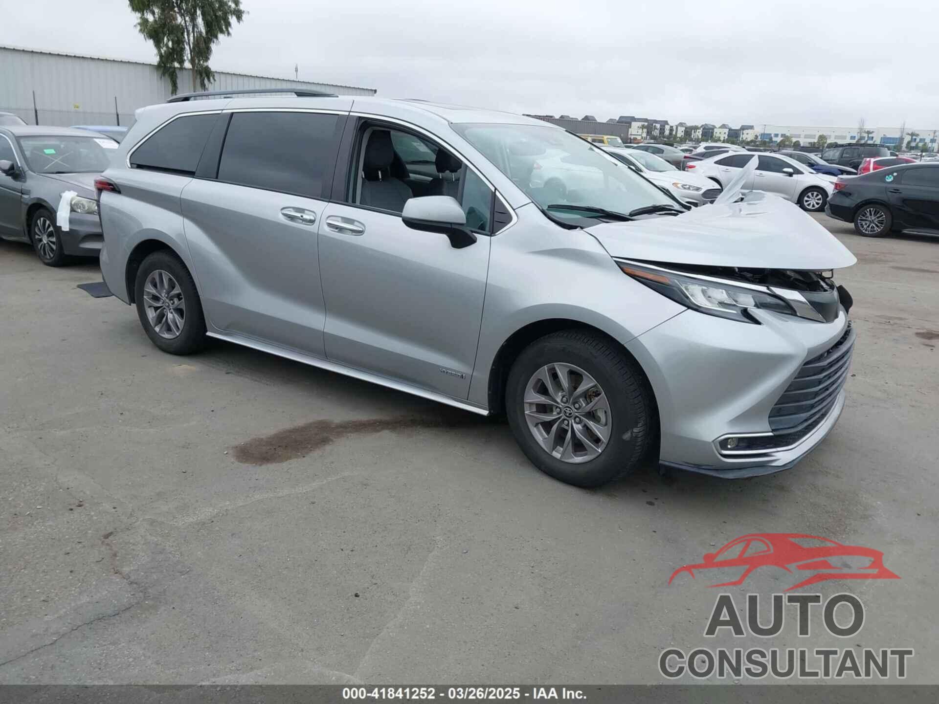 TOYOTA SIENNA 2021 - 5TDYRKEC6MS069690