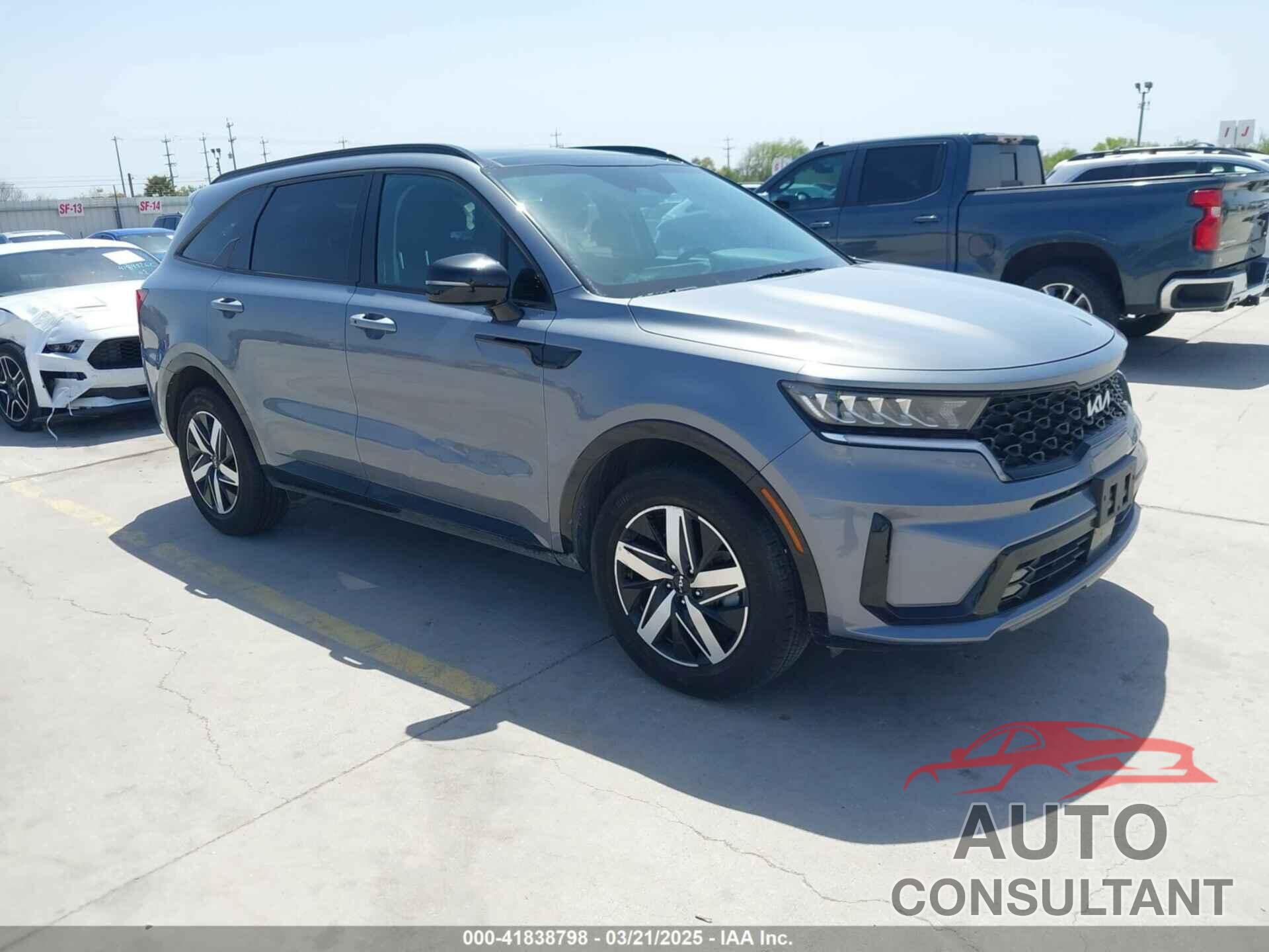 KIA SORENTO 2023 - 5XYRH4LF4PG201251