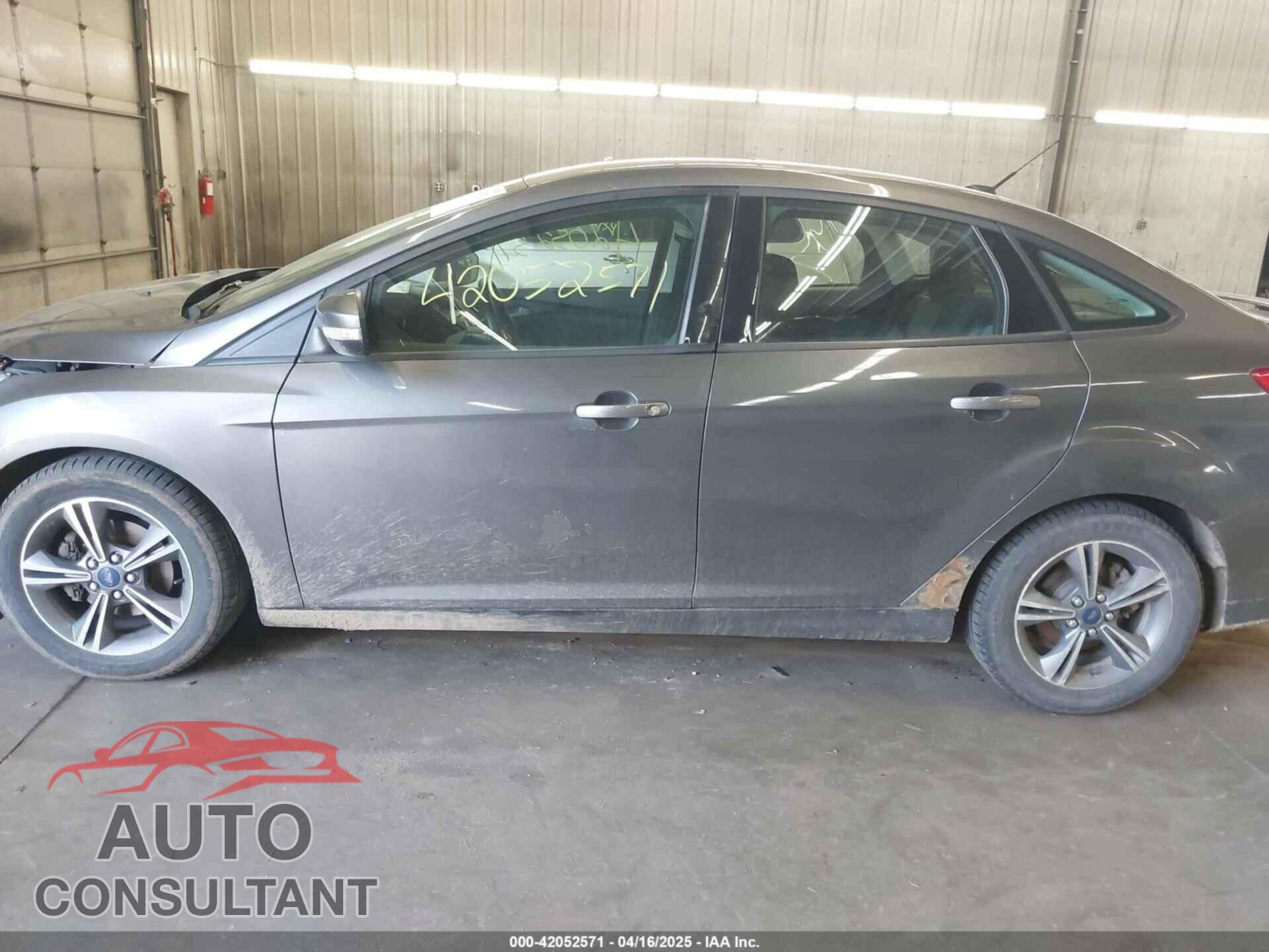 FORD FOCUS 2014 - 1FADP3F21EL299940