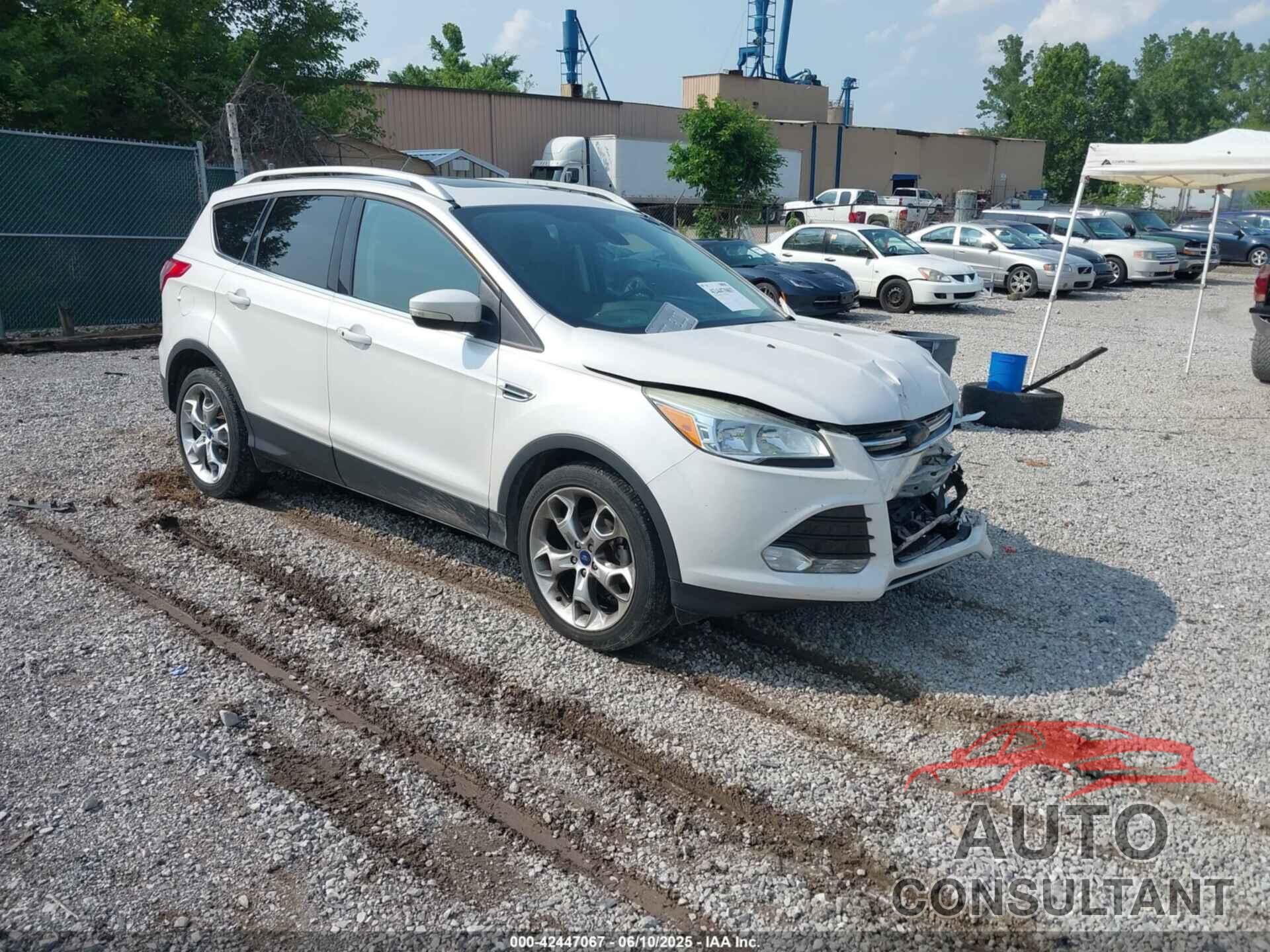 FORD ESCAPE 2015 - 1FMCU0JXXFUA07175