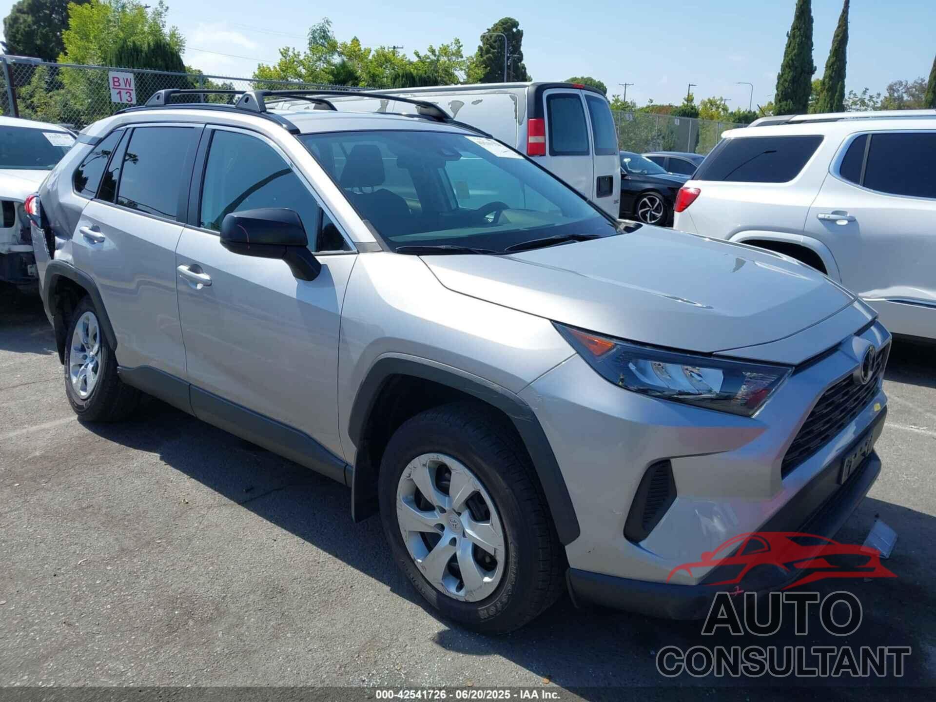 TOYOTA RAV4 2021 - 2T3H1RFV9MC144513