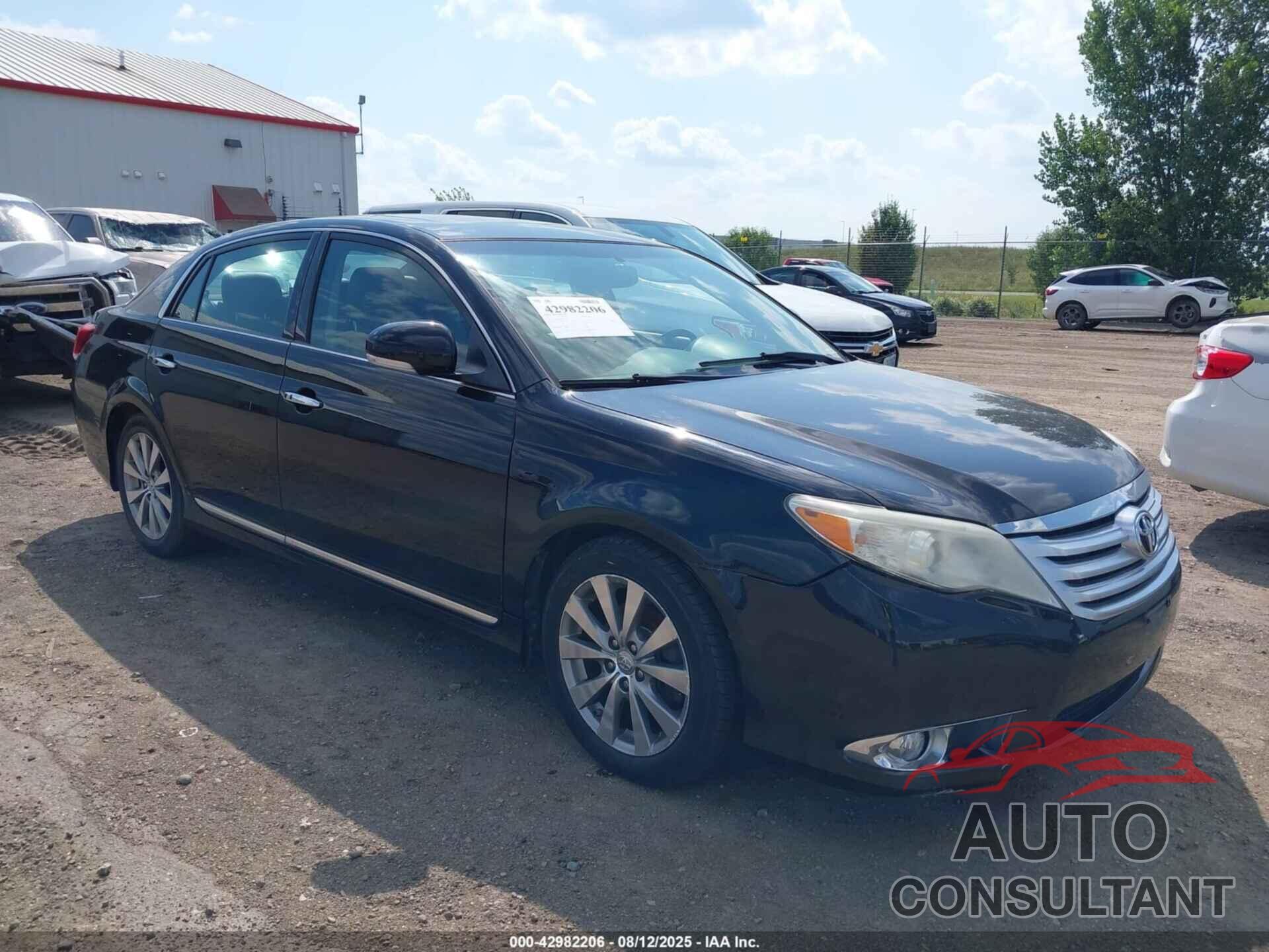 TOYOTA AVALON 2011 - 4T1BK3DB4BU406533