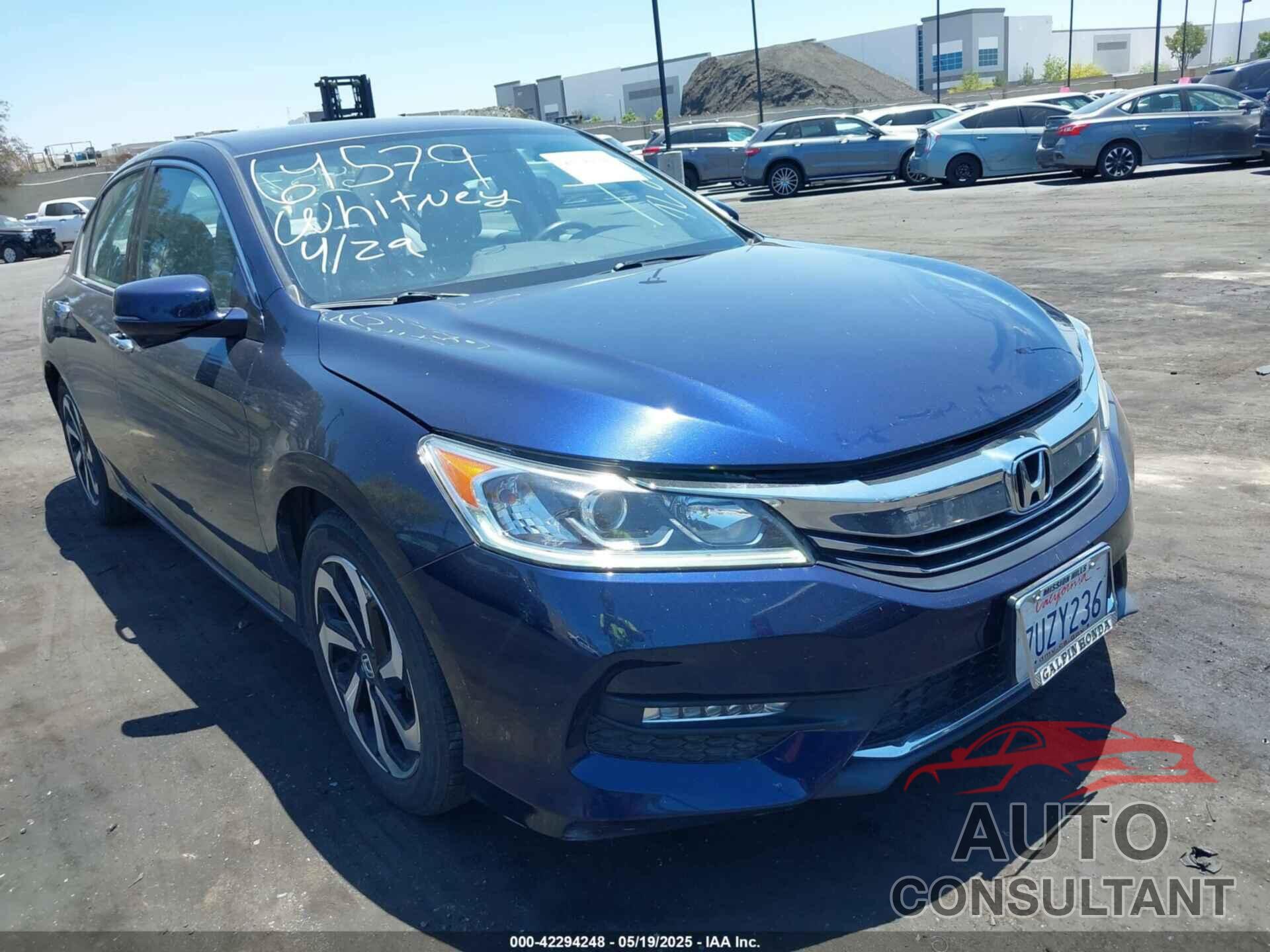 HONDA ACCORD 2016 - 1HGCR3F84GA032859