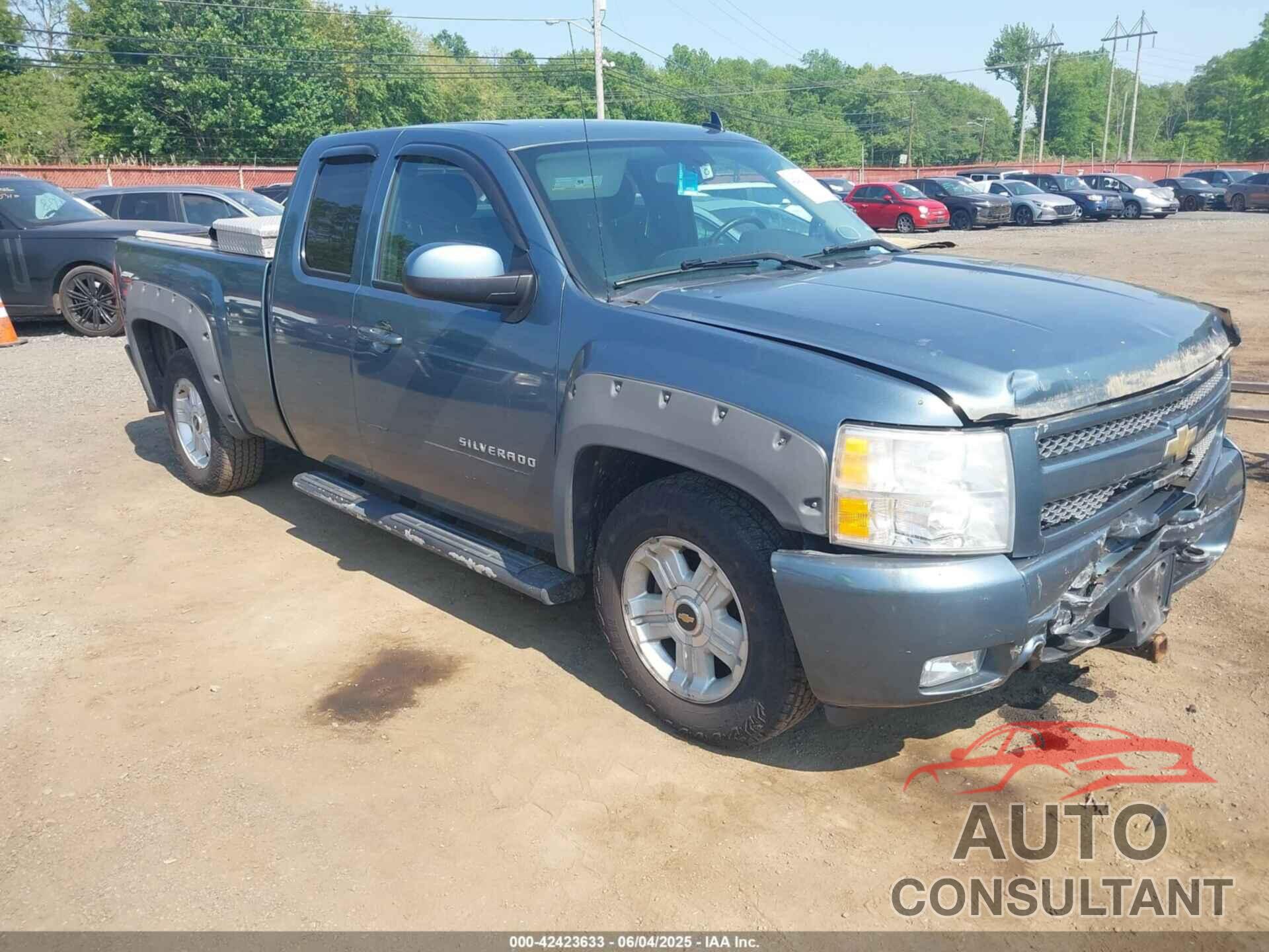 CHEVROLET SILVERADO 1500 2011 - 1GCRKSE33BZ113293