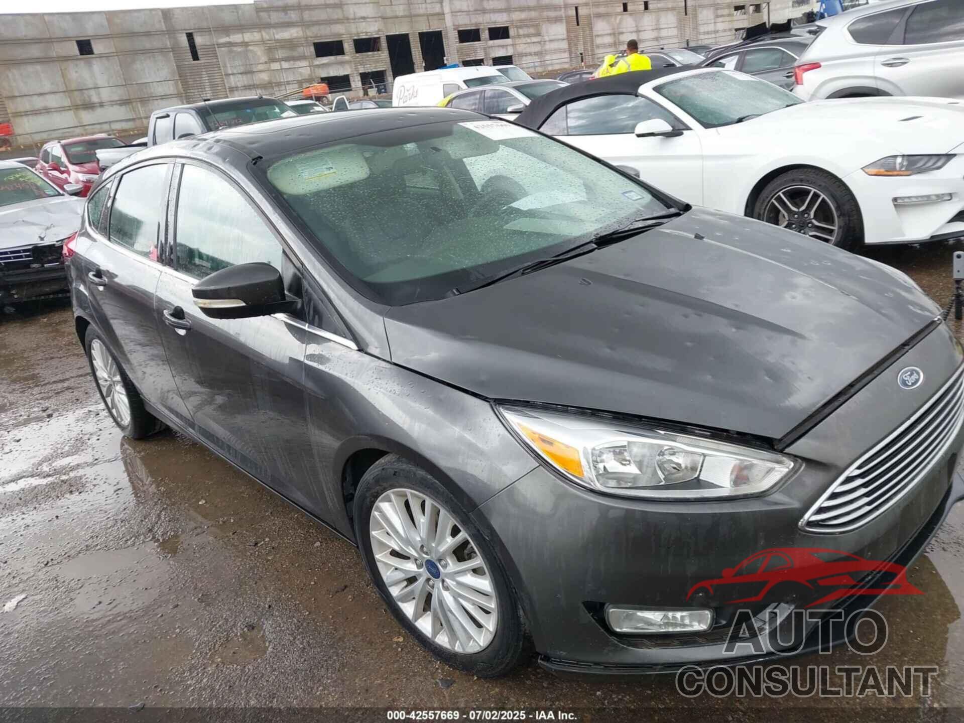 FORD FOCUS 2018 - 1FADP3N20JL229129