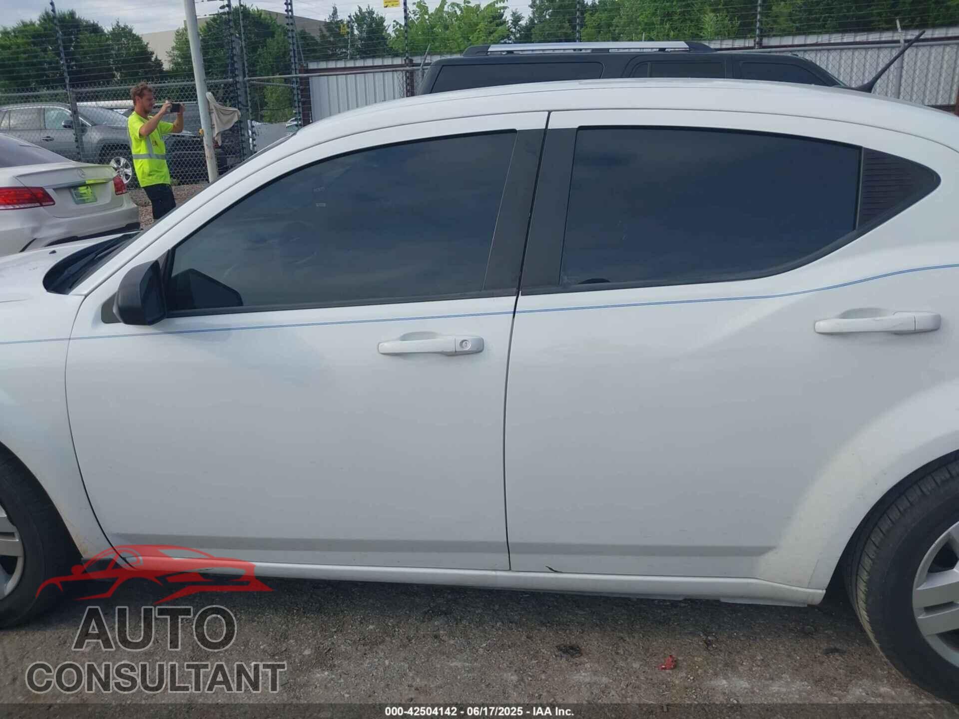 DODGE AVENGER 2013 - 1C3CDZAG2DN749994