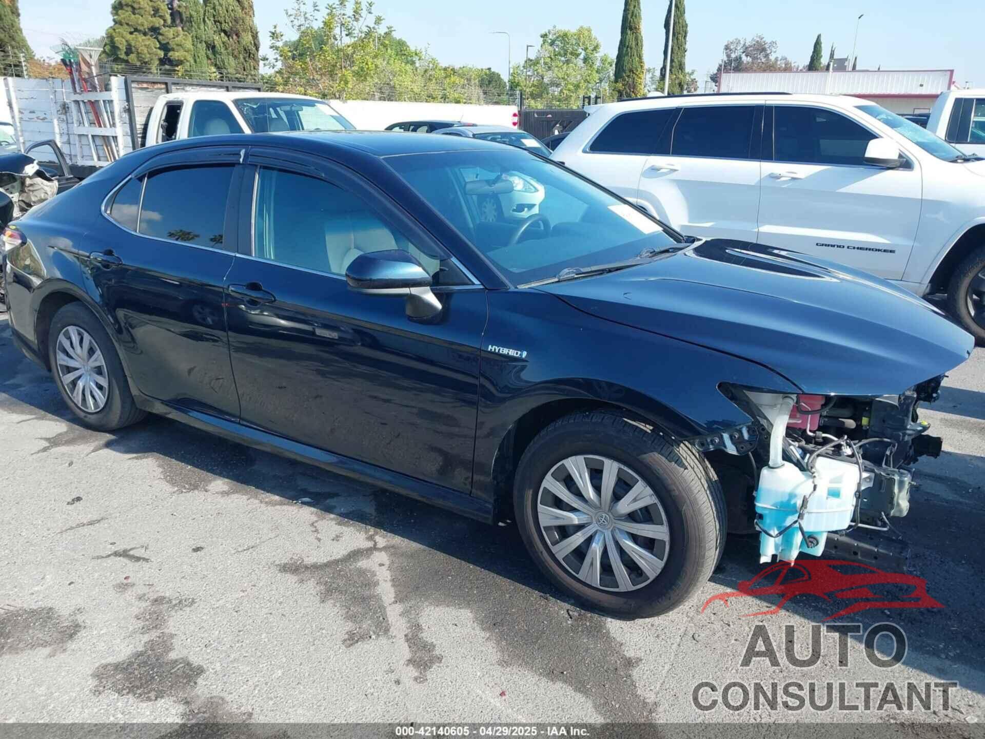 TOYOTA CAMRY HYBRID 2018 - 4T1B31HK5JU500544