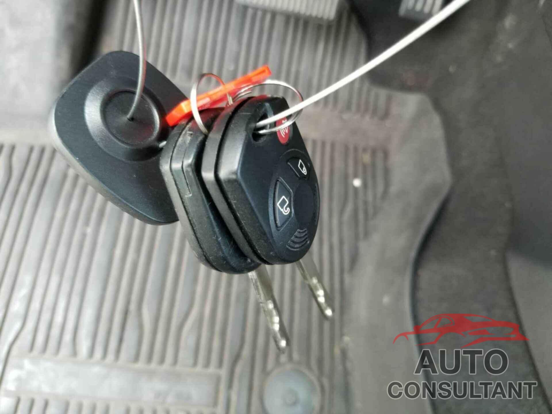 FORD ESCAPE 2018 - 1FMCU0GD2JUD39293