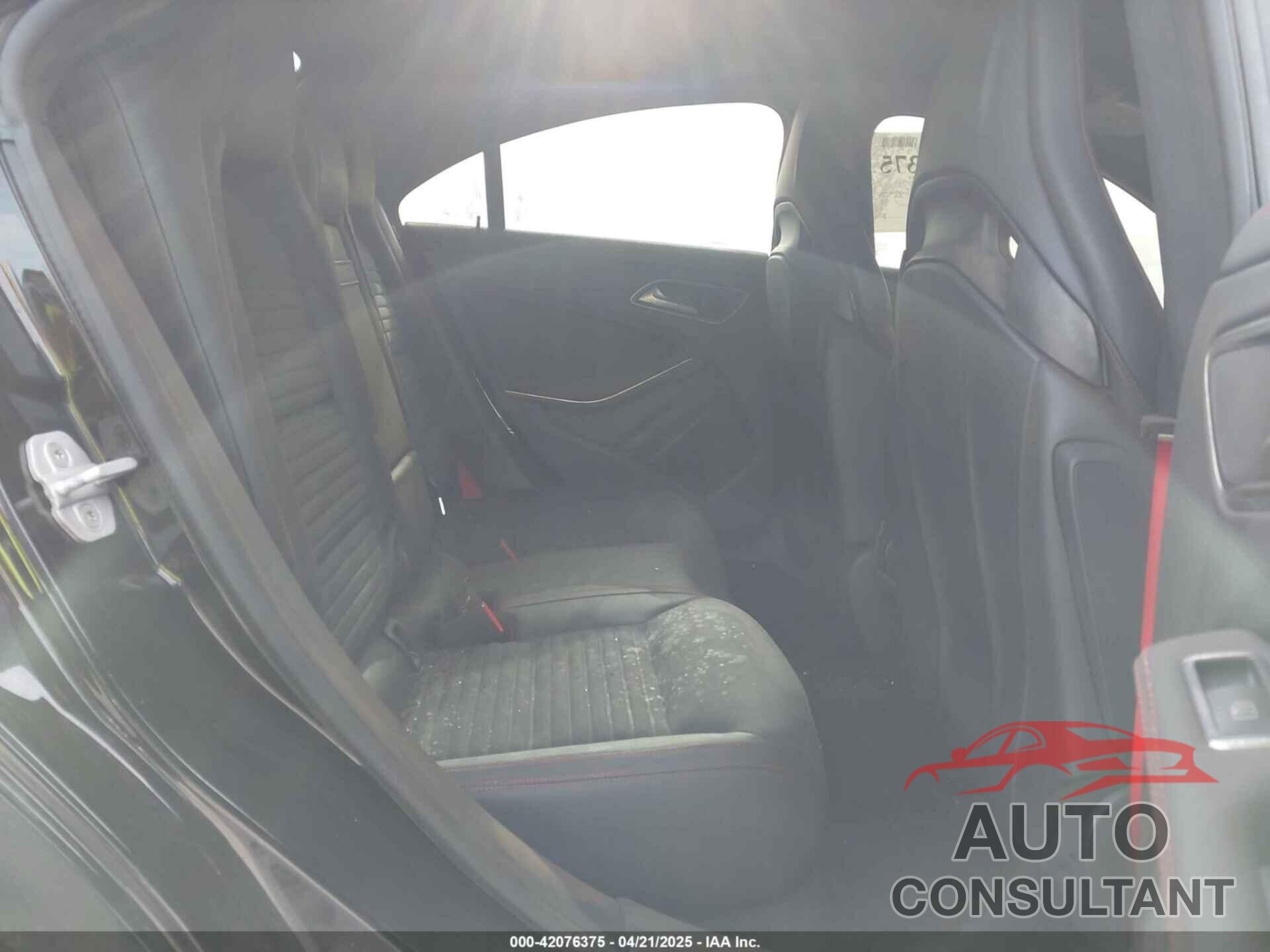 MERCEDES-BENZ CLA 45 AMG 2015 - WDDSJ5CB8FN214882