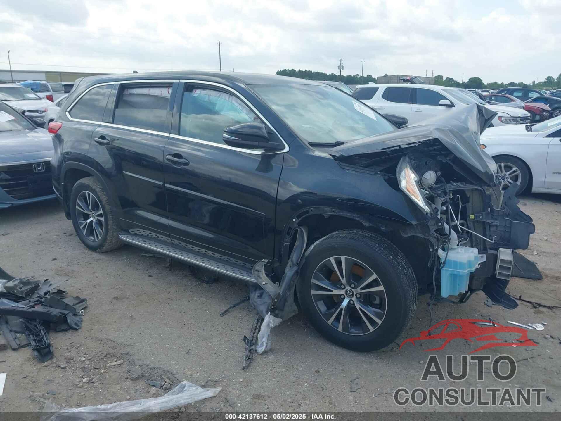 TOYOTA HIGHLANDER 2018 - 5TDZZRFH5JS283413