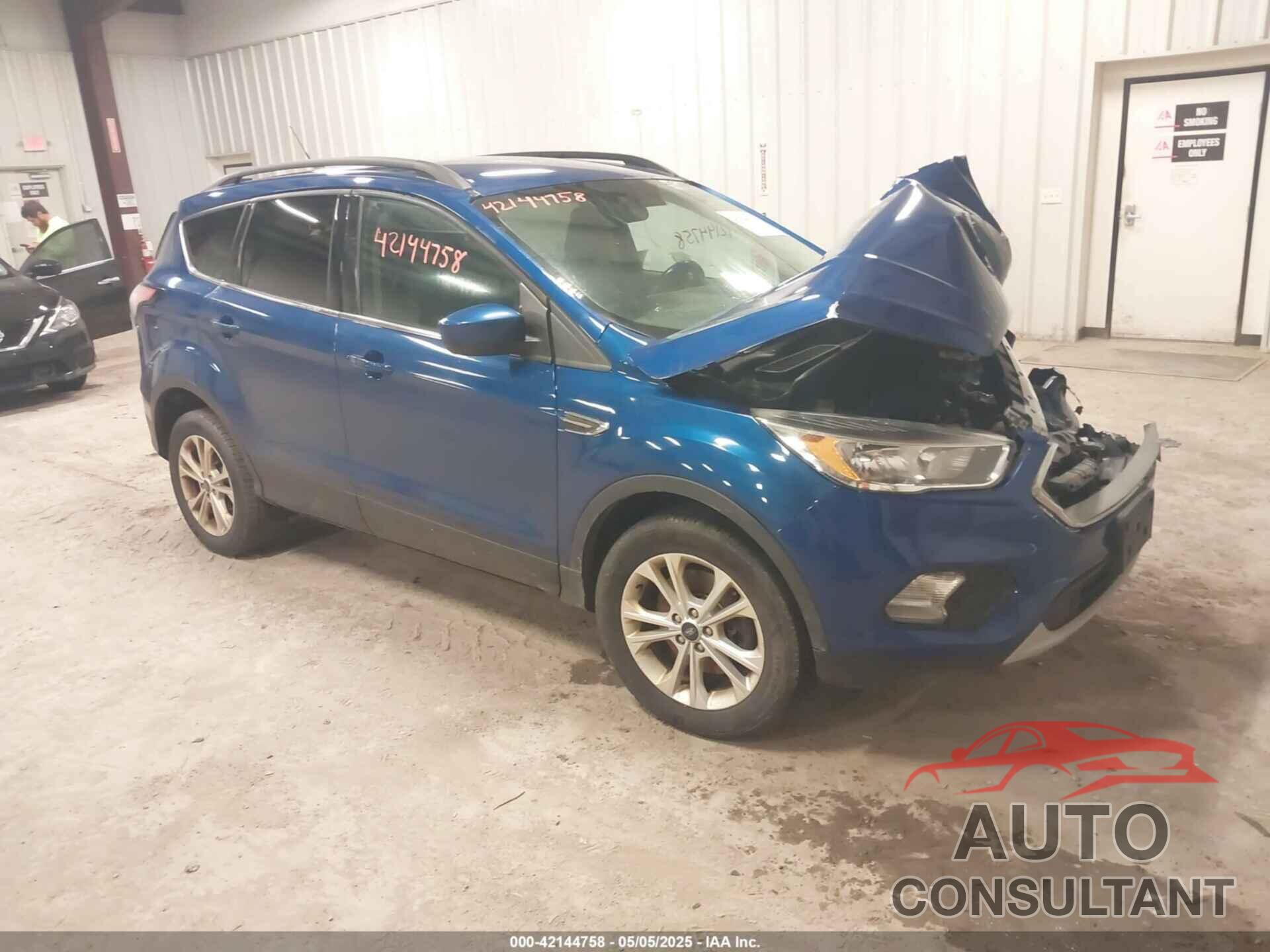 FORD ESCAPE 2018 - 1FMCU9GD4JUD12911