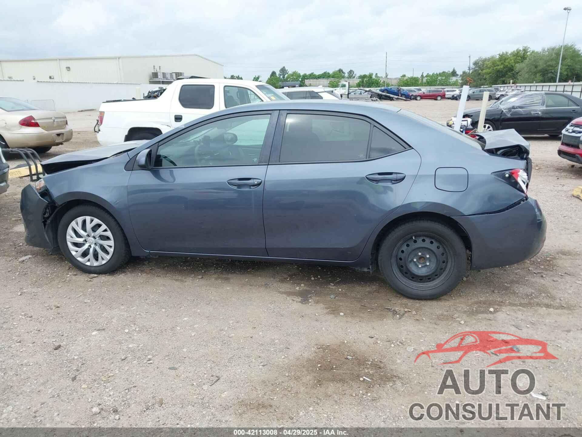 TOYOTA COROLLA 2017 - 5YFBURHEXHP570980