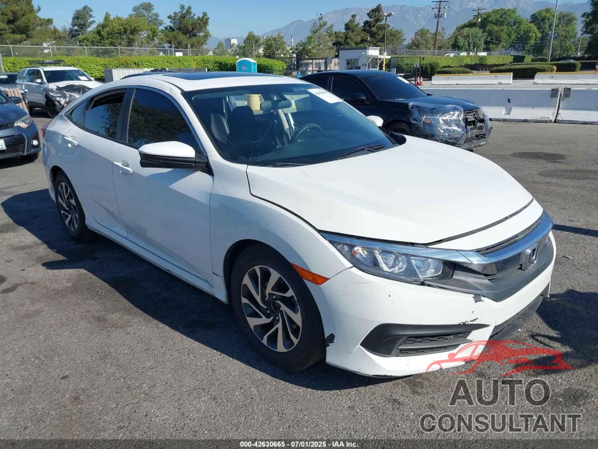 HONDA CIVIC 2017 - 2HGFC2F74HH560064