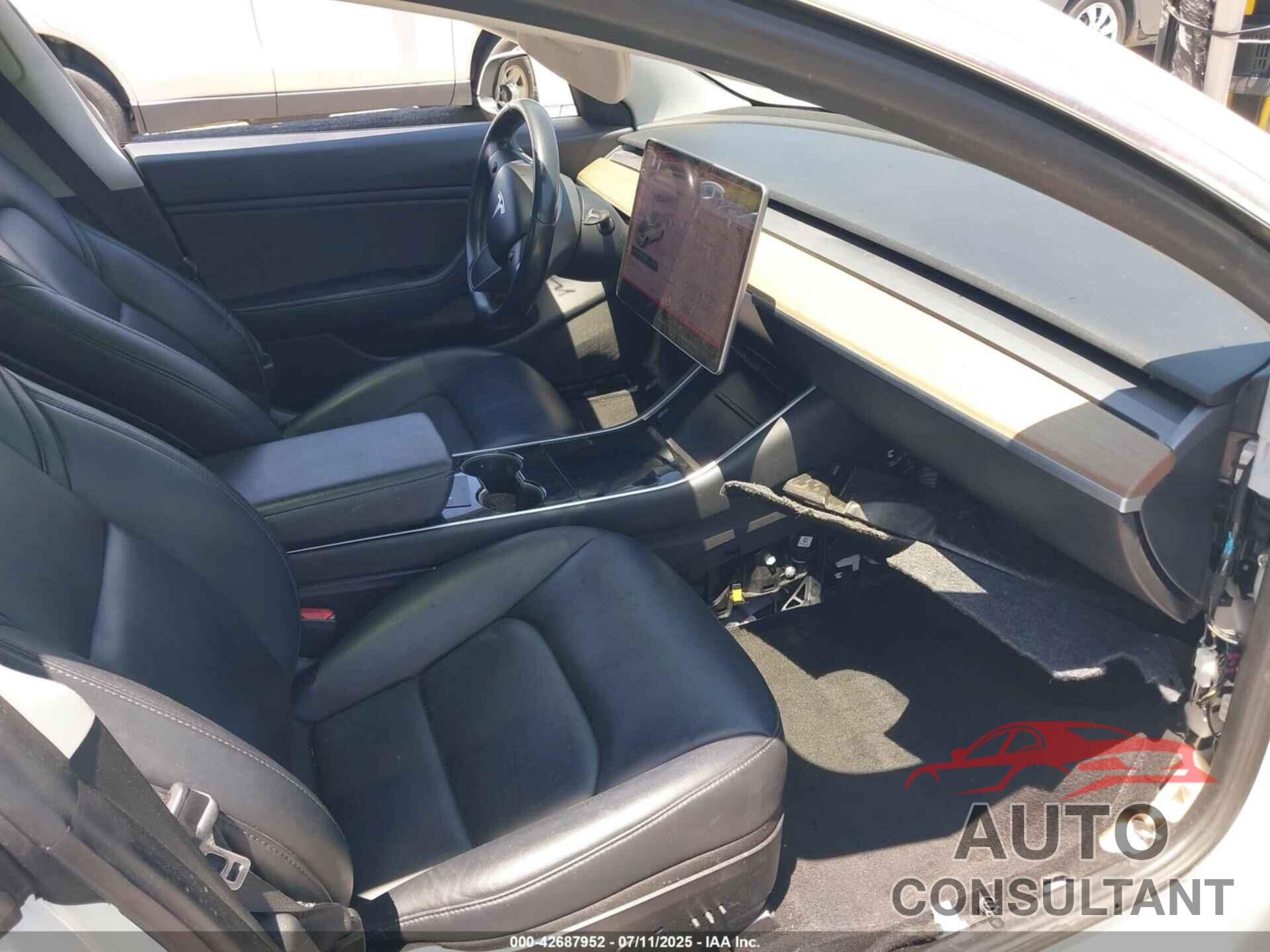 TESLA MODEL 3 2019 - 5YJ3E1EAXKF309758