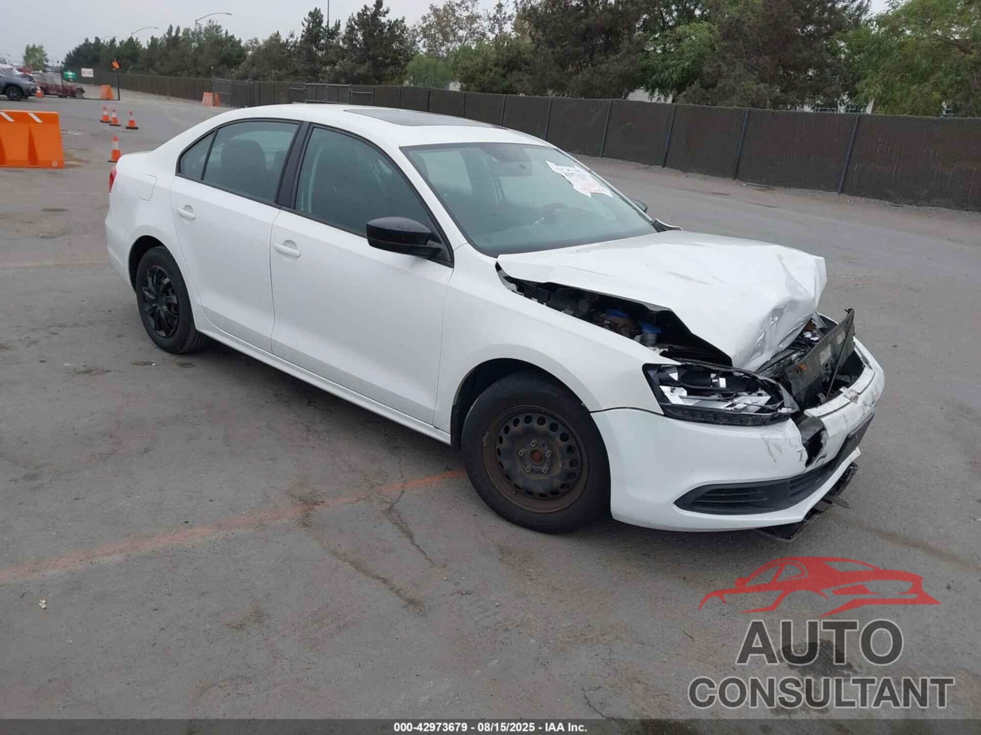 VOLKSWAGEN JETTA 2013 - 3VW2K7AJ6DM398897