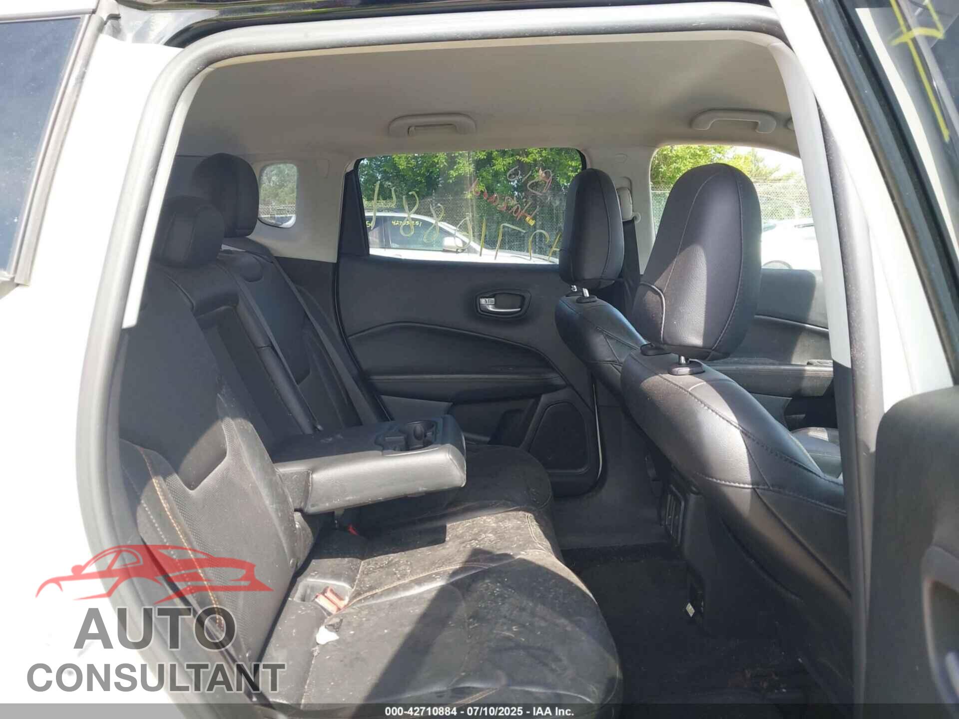 JEEP COMPASS 2018 - 3C4NJDCB8JT399302