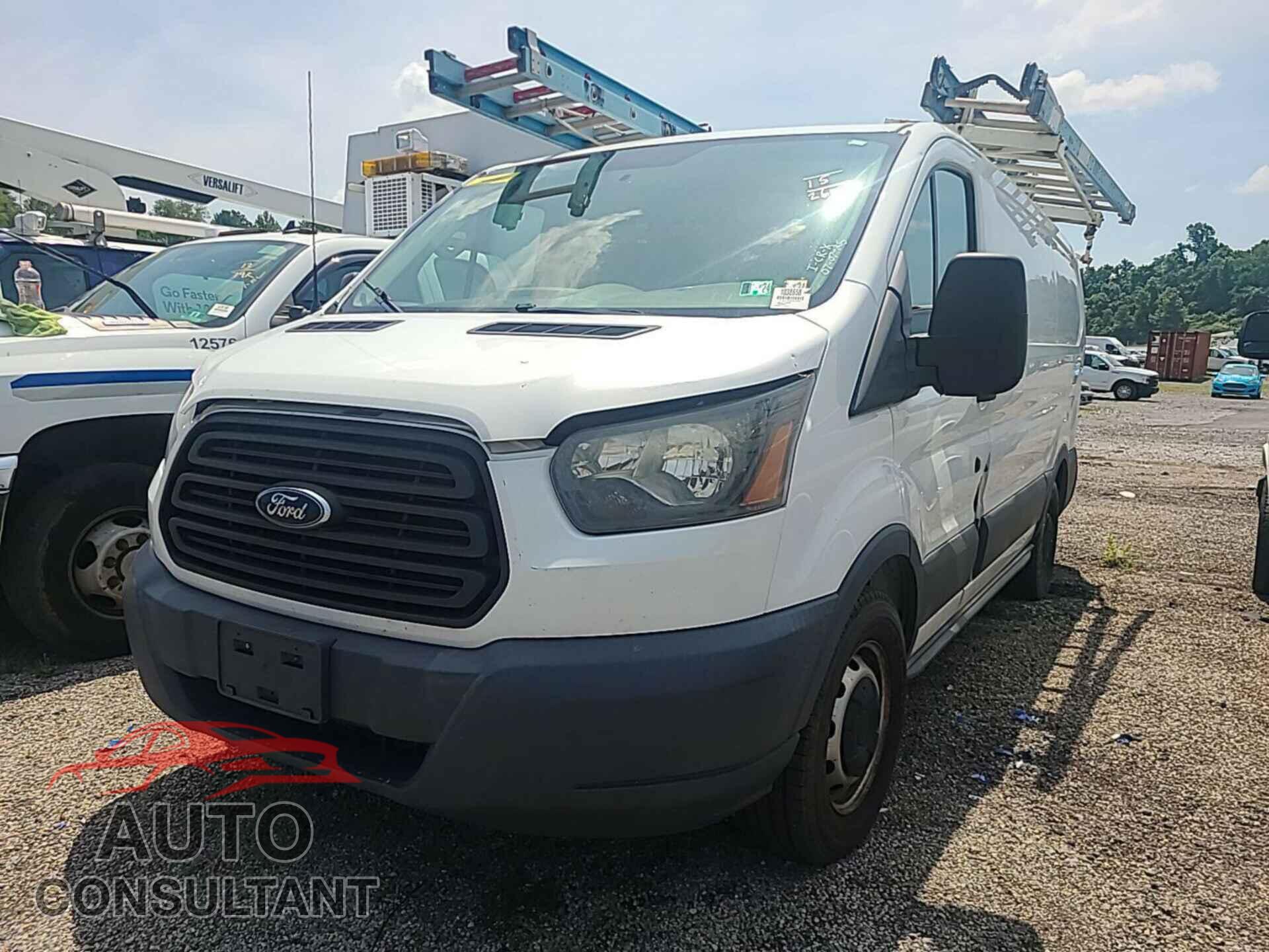 FORD TRANSIT 2015 - 1FTNE1YM5FKB01049