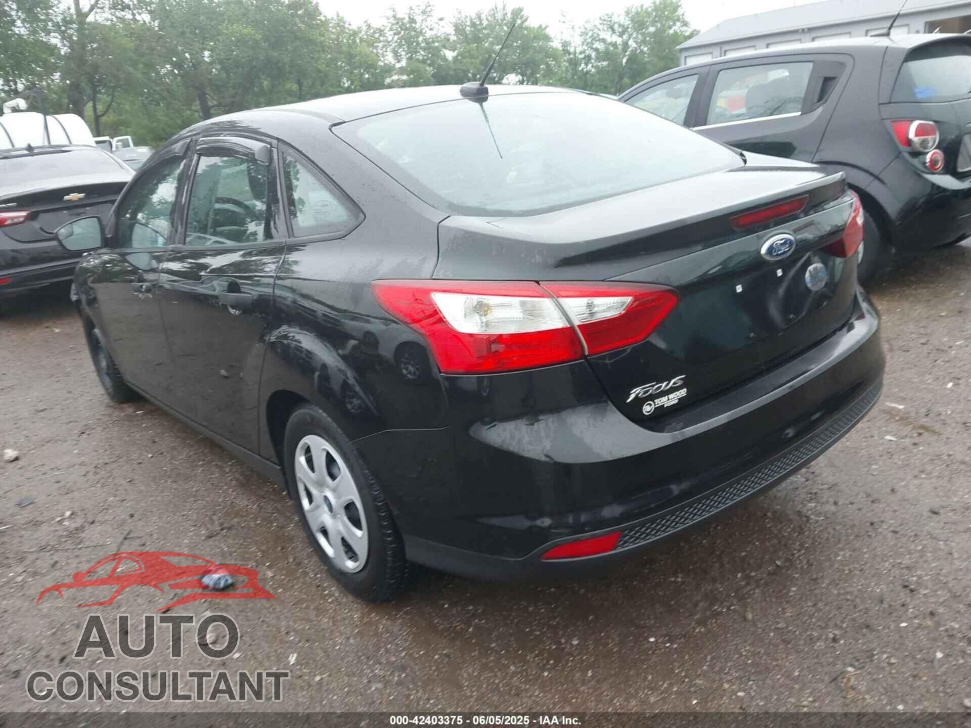 FORD FOCUS 2014 - 1FADP3E25EL142302