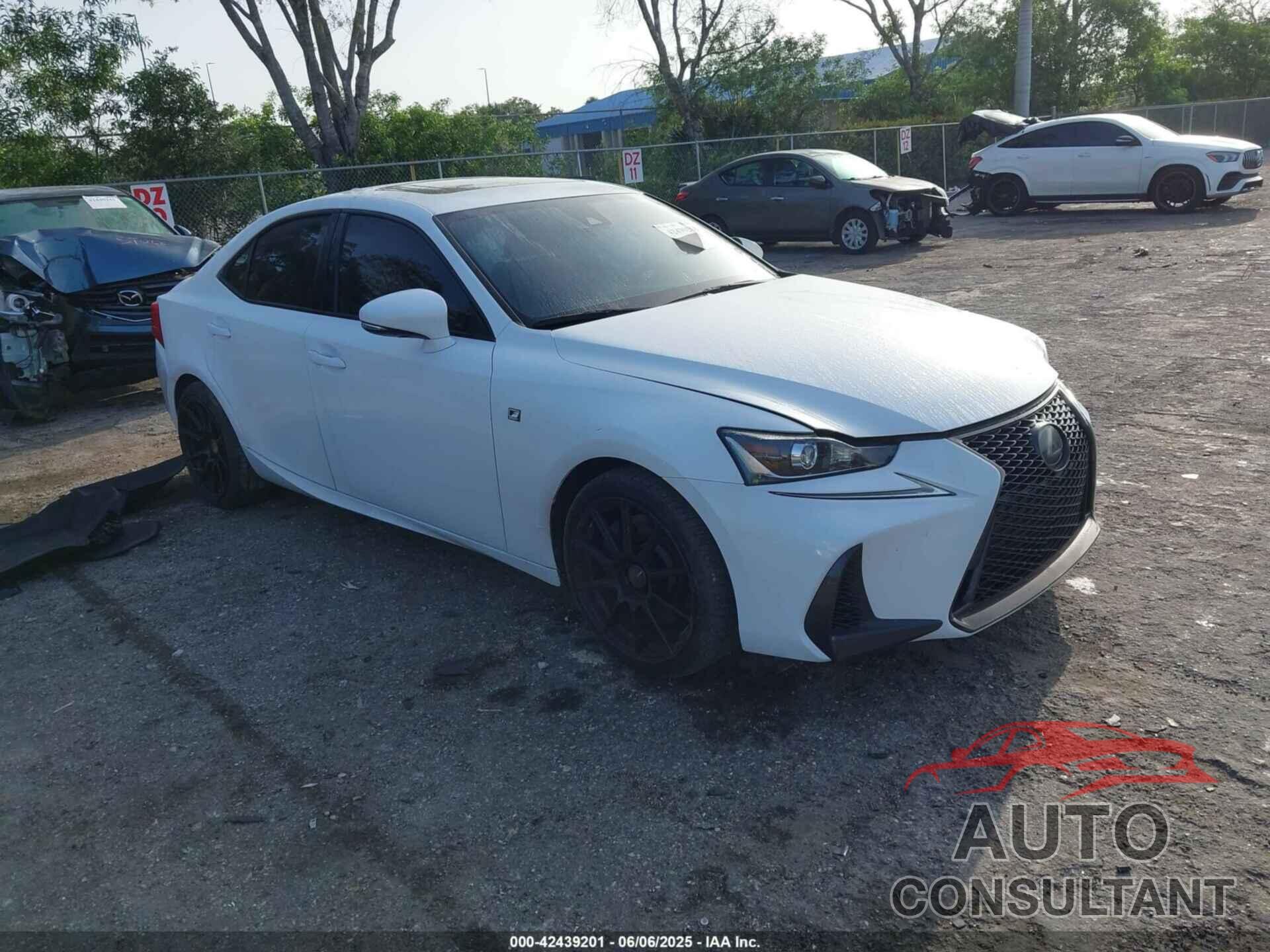 LEXUS IS 300 2018 - JTHBA1D29J5078352