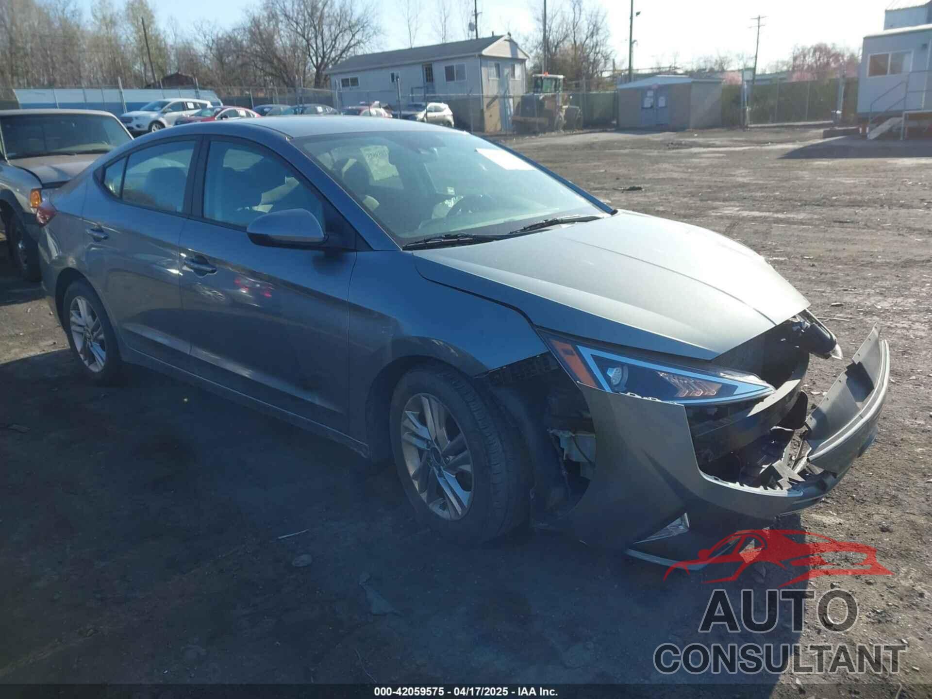 HYUNDAI ELANTRA 2019 - KMHD84LF3KU741087