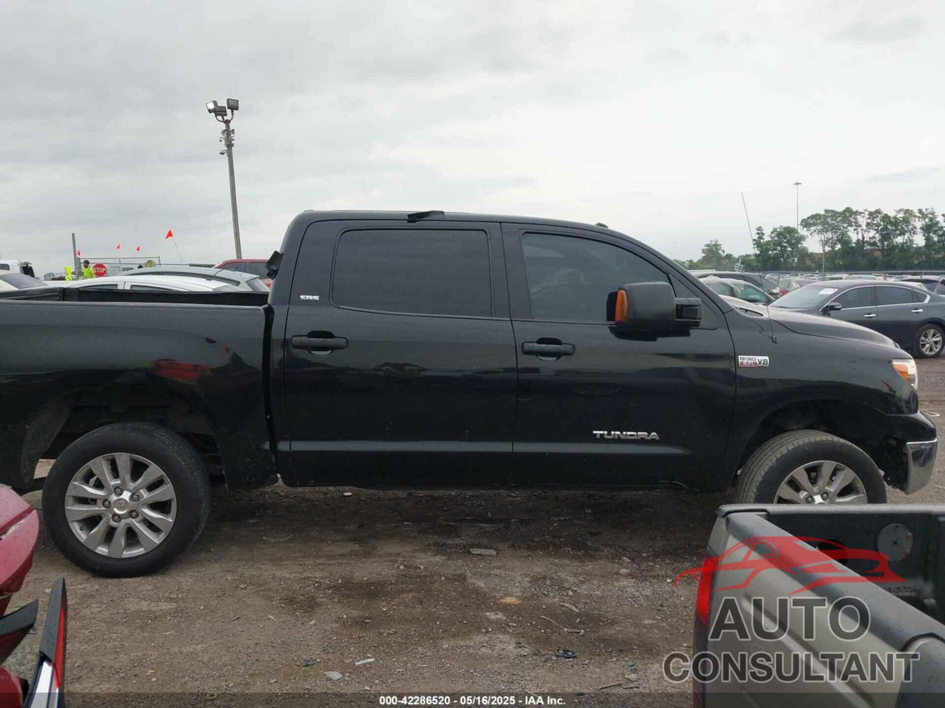 TOYOTA TUNDRA 2010 - 5TFDW5F18AX152579