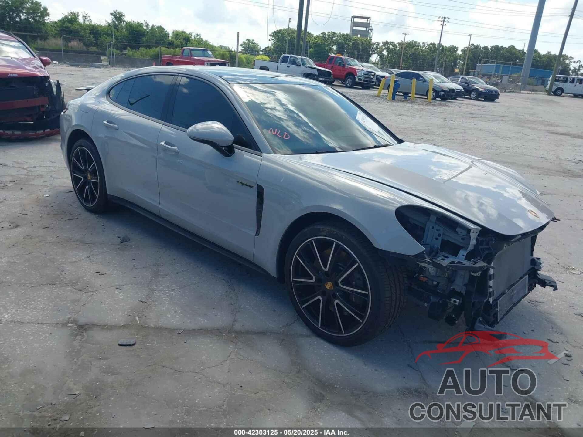 PORSCHE PANAMERA E-HYBRID 2018 - WP0AE2A7XJL174378