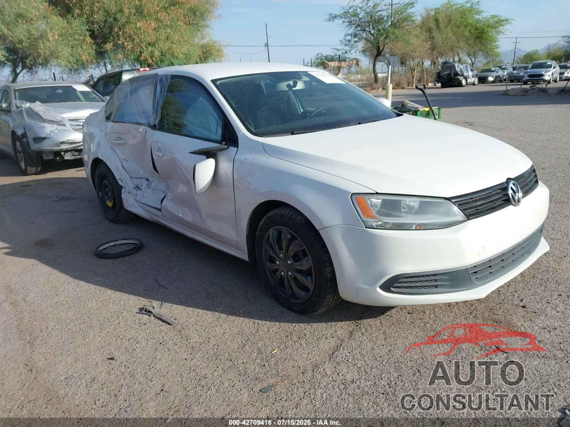 VOLKSWAGEN JETTA 2011 - 3VWDZ7AJ7BM386016