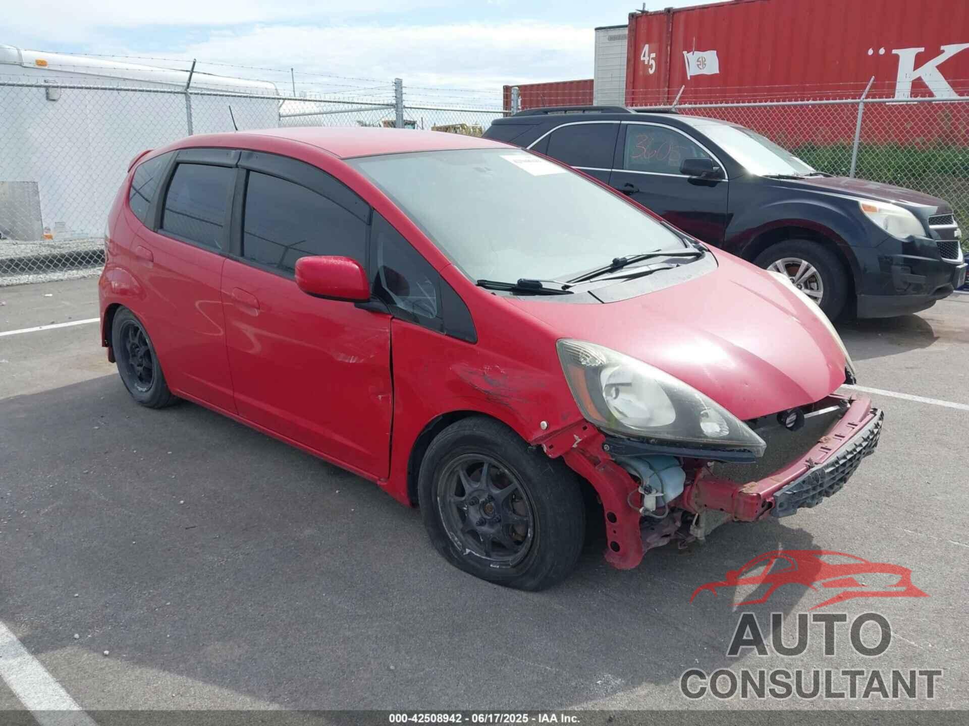 HONDA FIT 2013 - JHMGE8H50DC014014