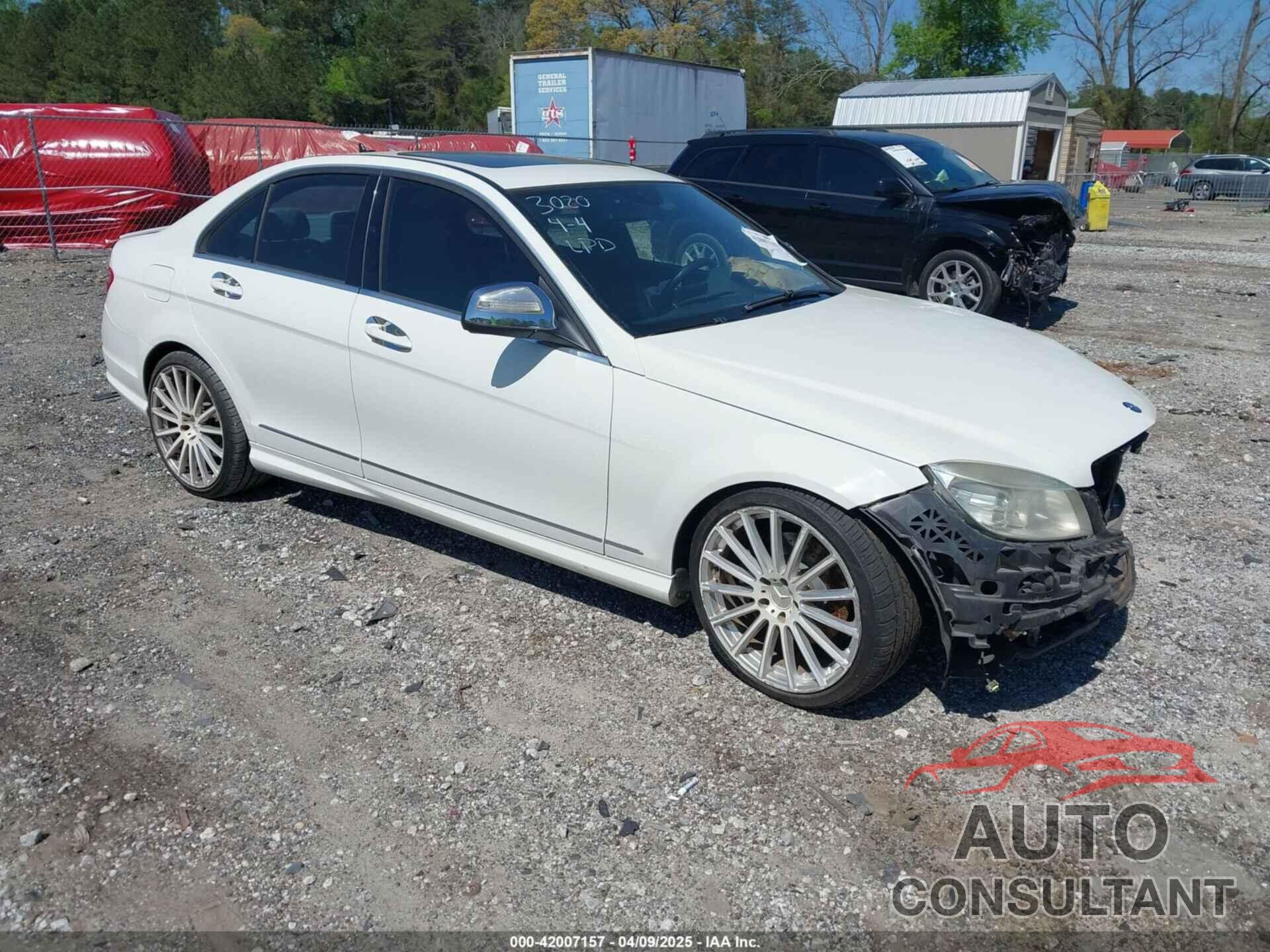 MERCEDES-BENZ C 350 2009 - WDDGF56X39R043020
