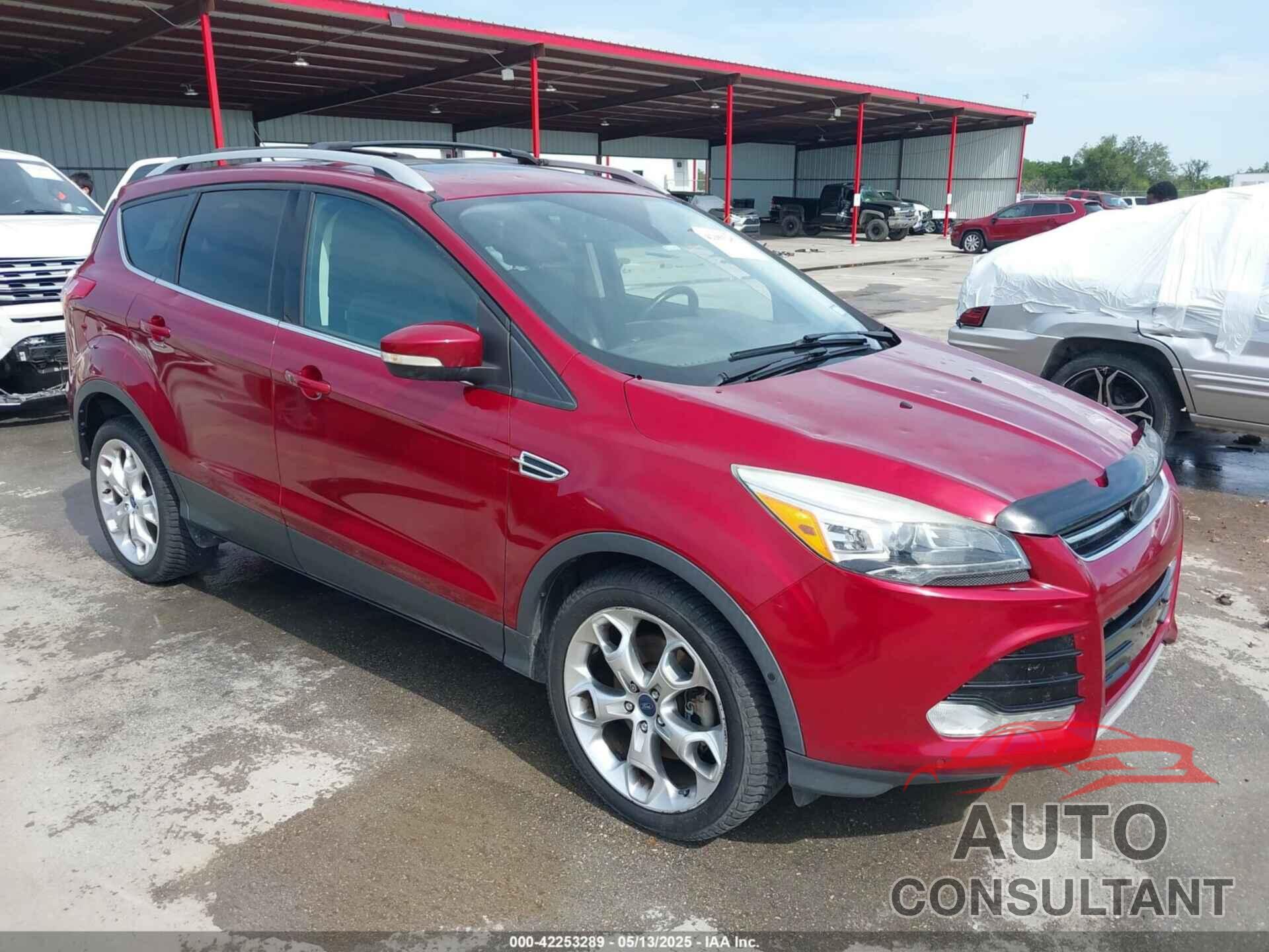FORD ESCAPE 2013 - 1FMCU0J98DUC93235