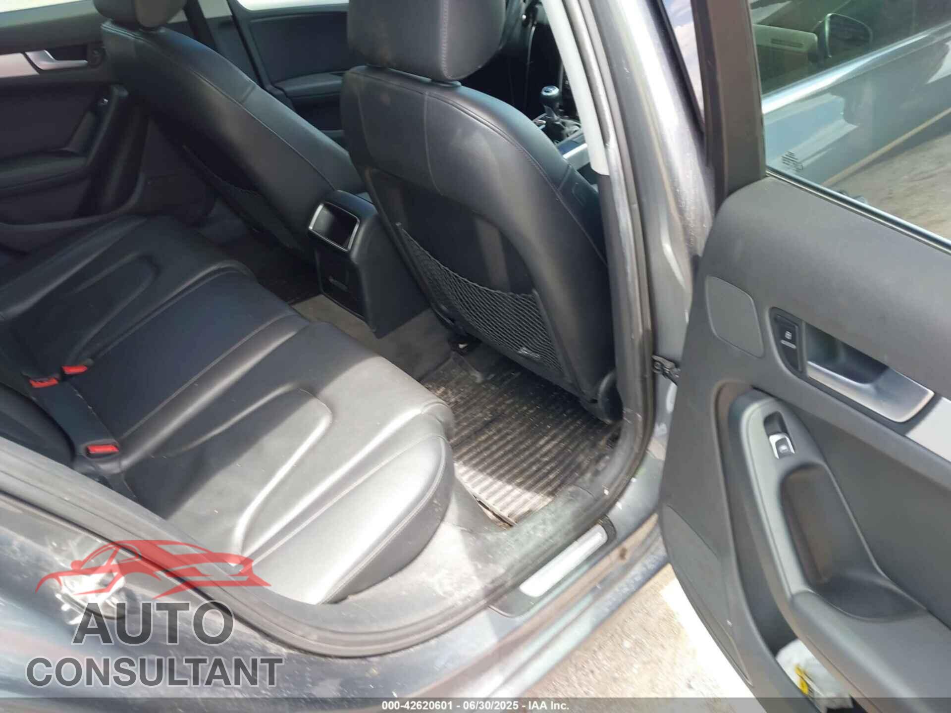AUDI A4 2013 - WAUDFAFL5DN021150