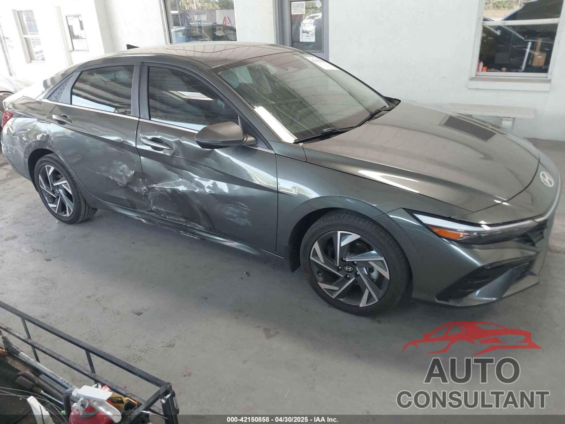 HYUNDAI ELANTRA HYBRID 2024 - KMHLN4DJ2RU107190