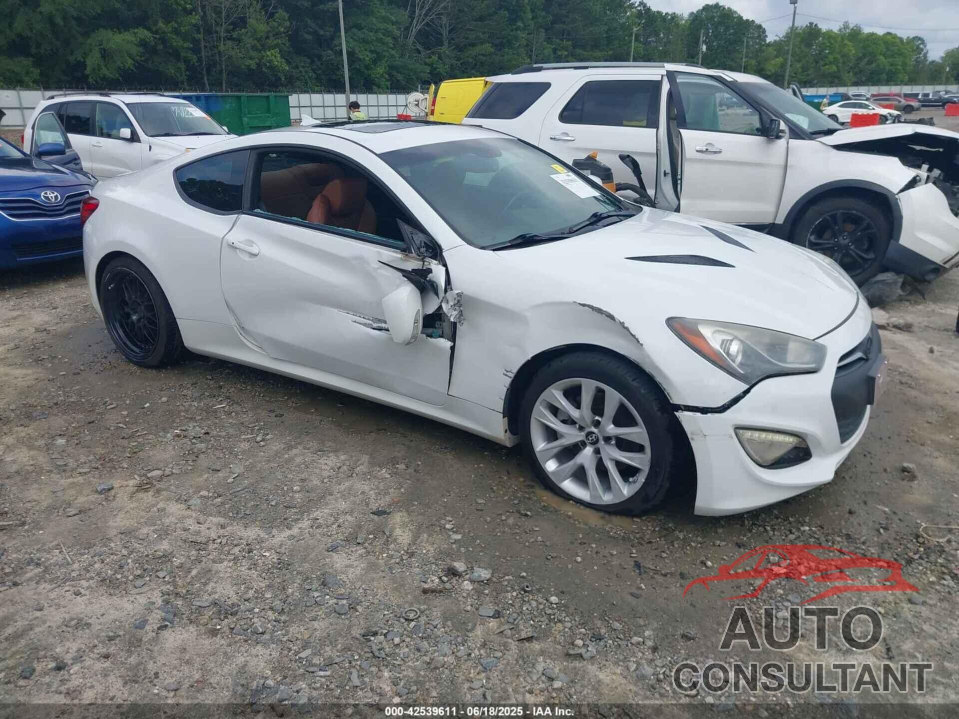 HYUNDAI GENESIS 2013 - KMHHU6KJ4DU092594