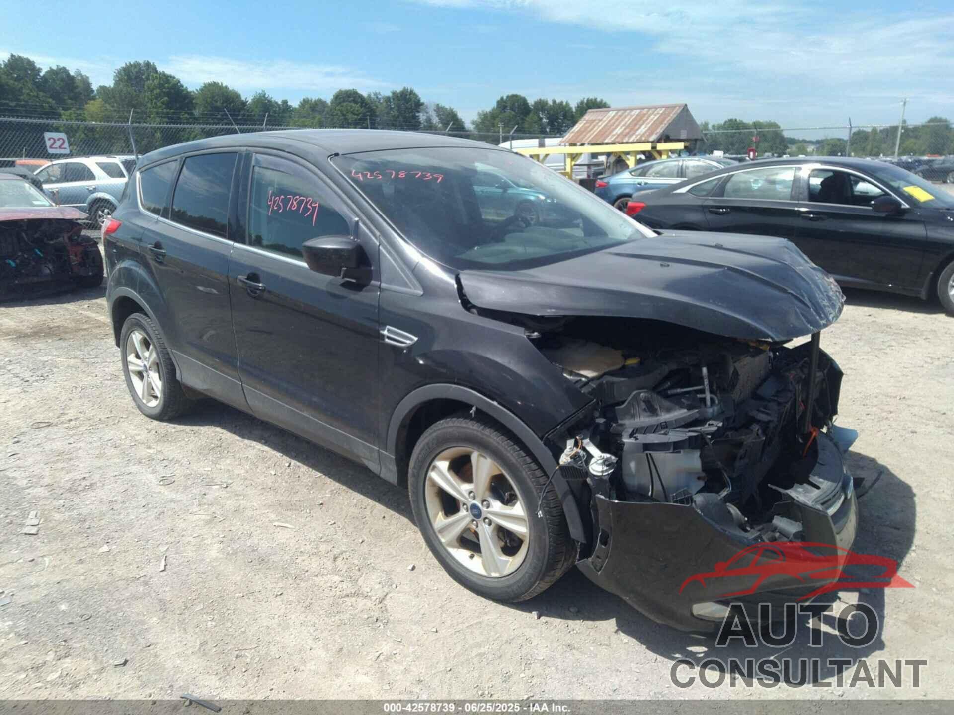 FORD ESCAPE 2015 - 1FMCU9G96FUA10054