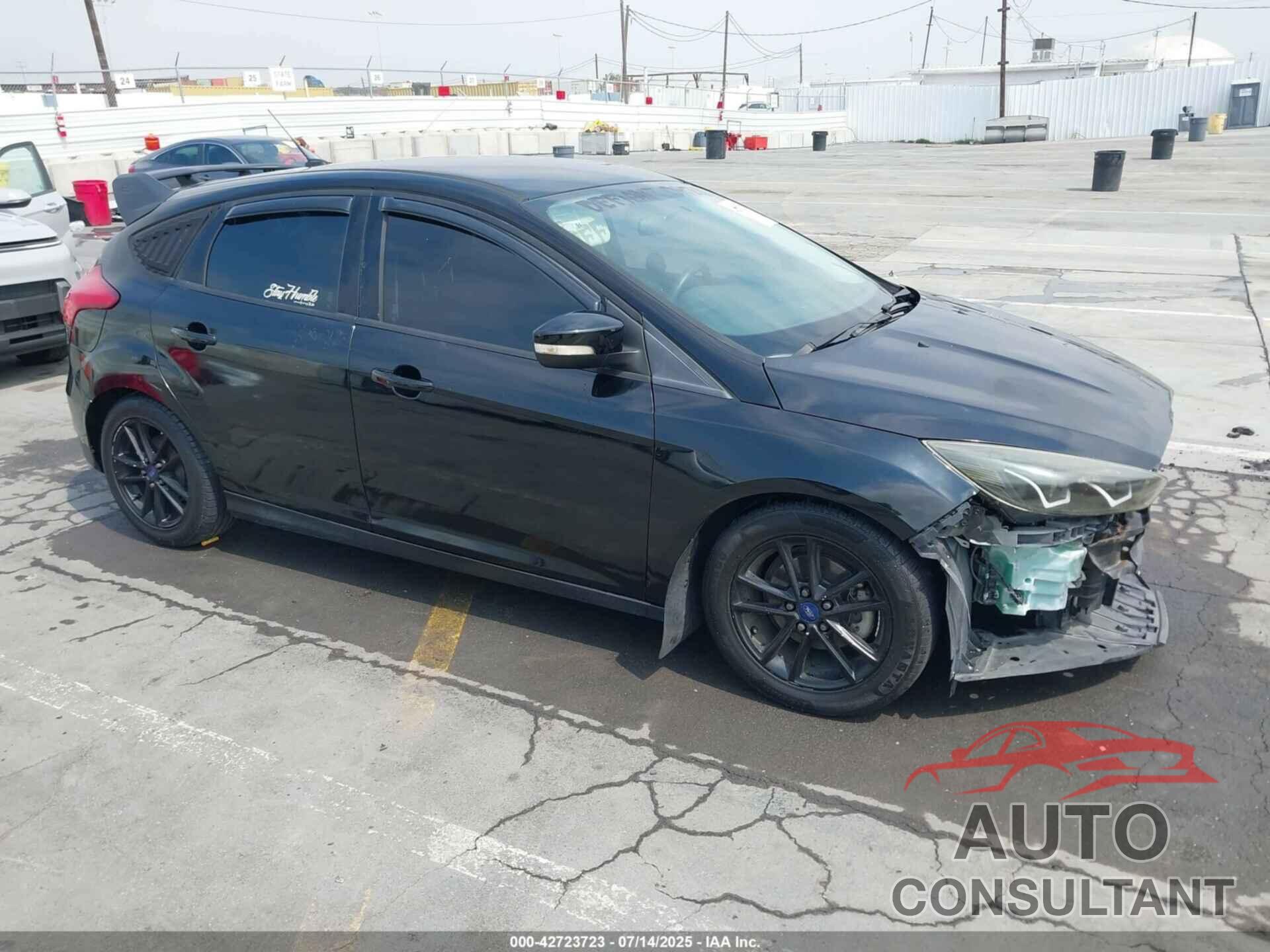 FORD FOCUS 2017 - 1FADP3K22HL214839
