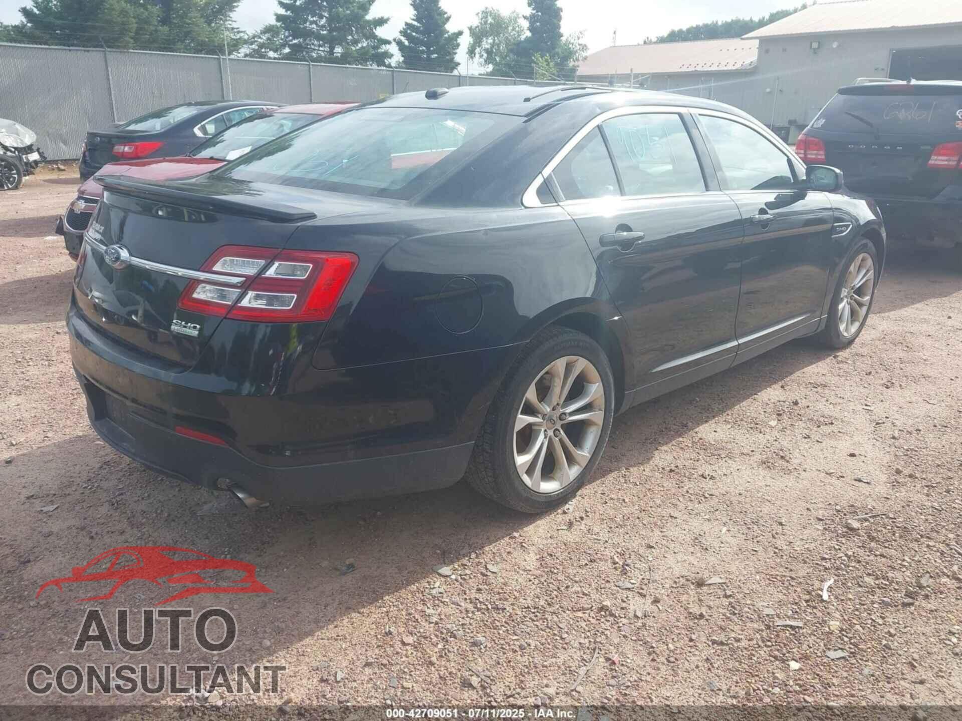 FORD TAURUS 2013 - 1FAHP2KT8DG155996