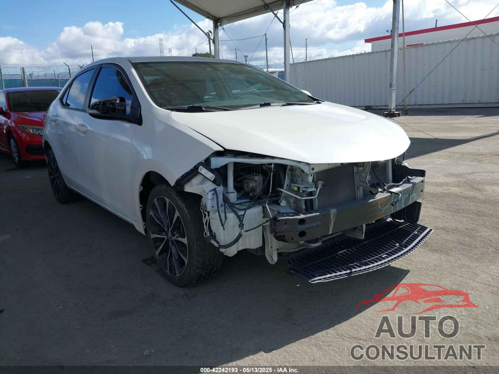 TOYOTA COROLLA 2018 - 5YFBURHE2JP843495