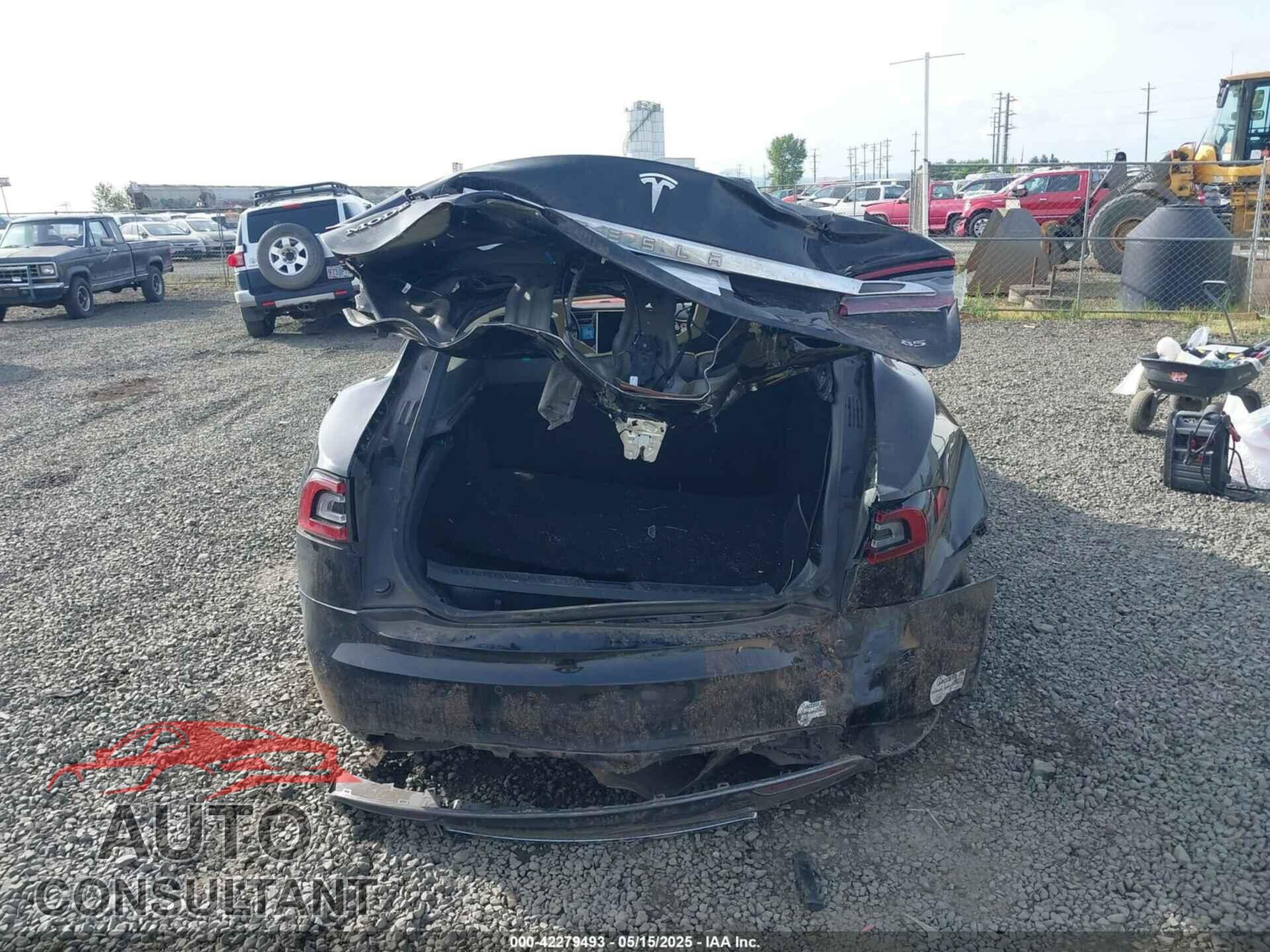 TESLA MODEL S 2014 - 5YJSA1H12EFP53787