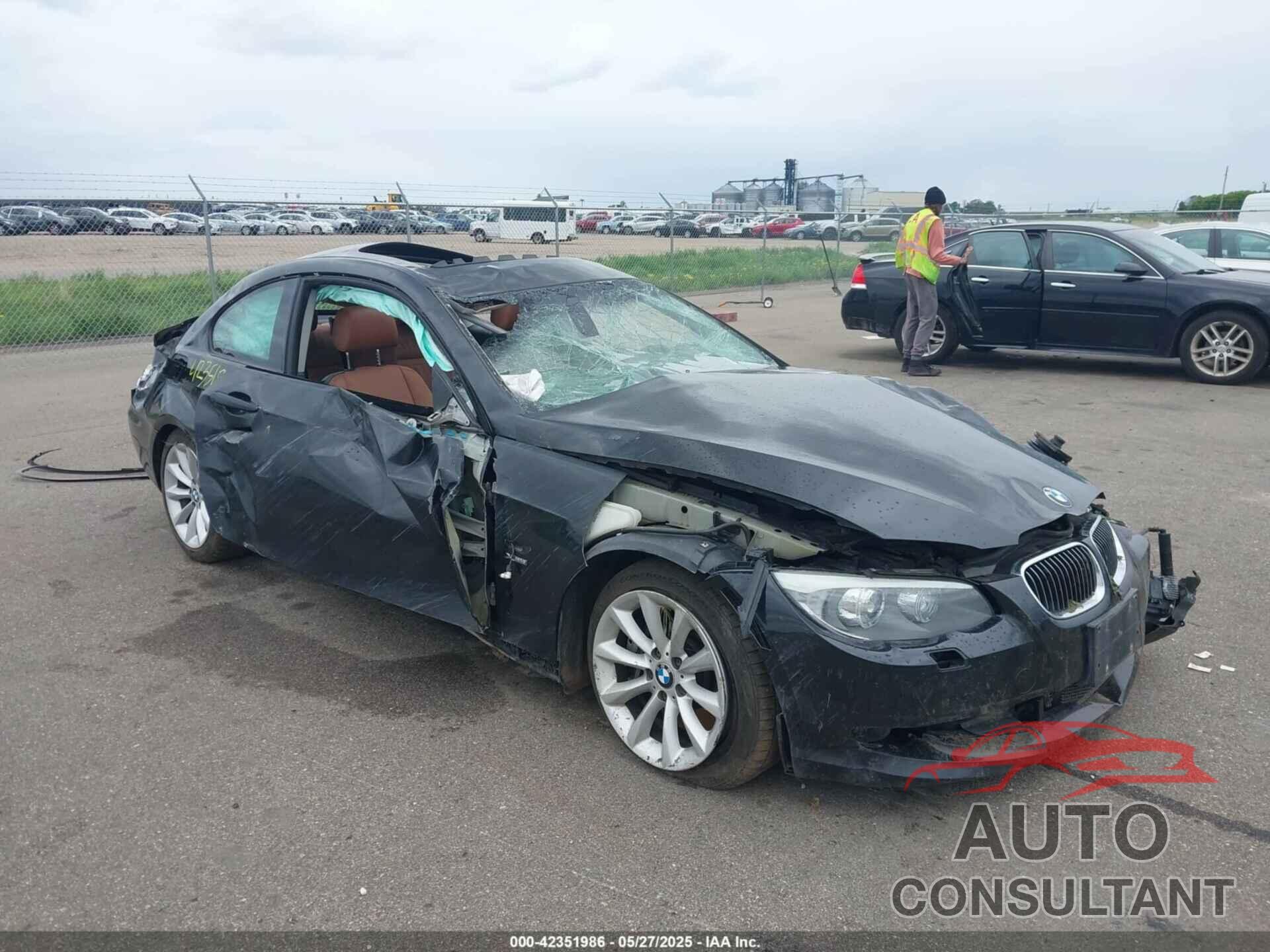 BMW 335I 2011 - WBAKF9C54BE262075